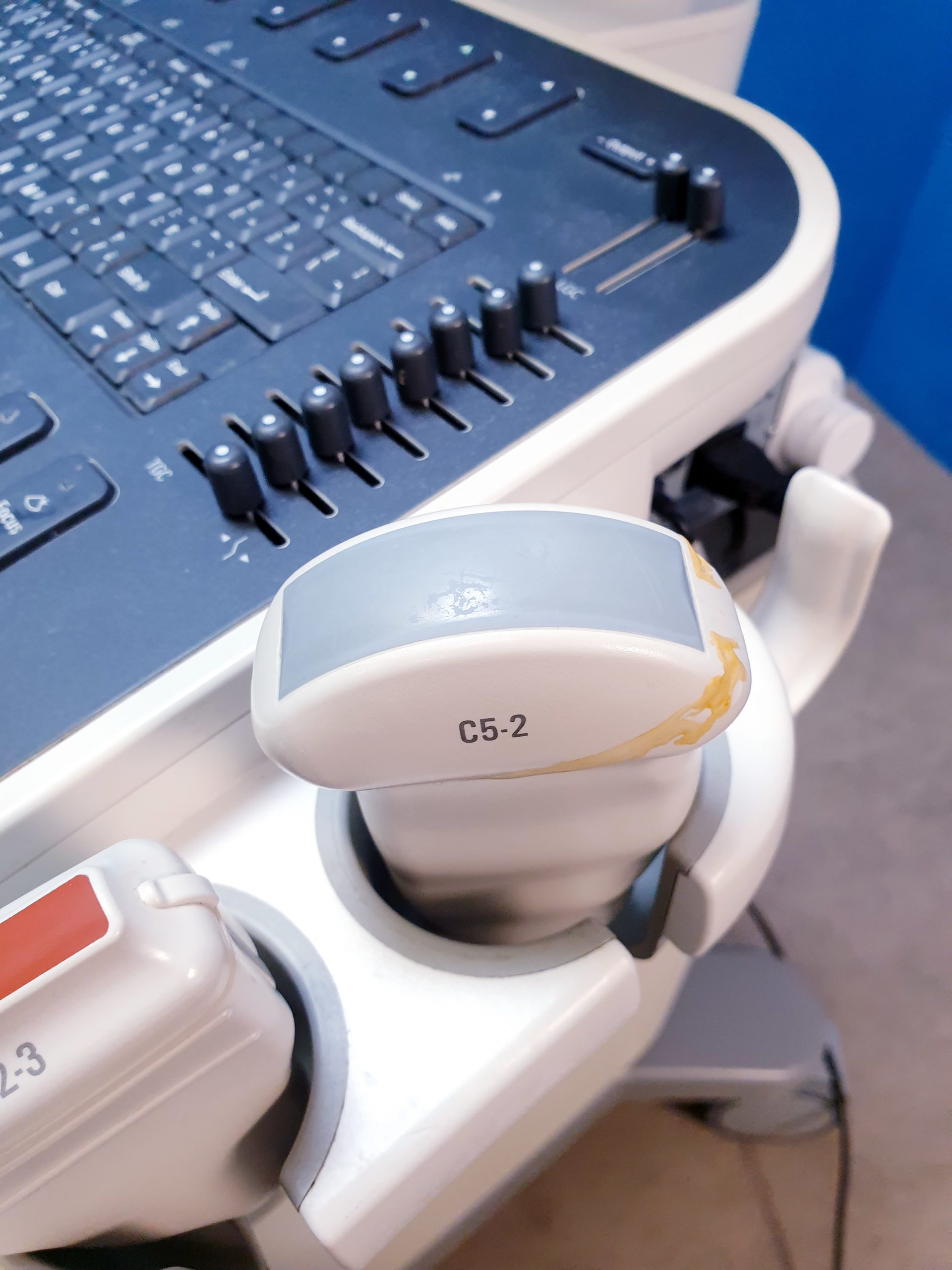 Philips HD 5 HD5 + C5-2 + C8-4v + L12-3 – Gynmaschine Farbdoppler – Bild 16