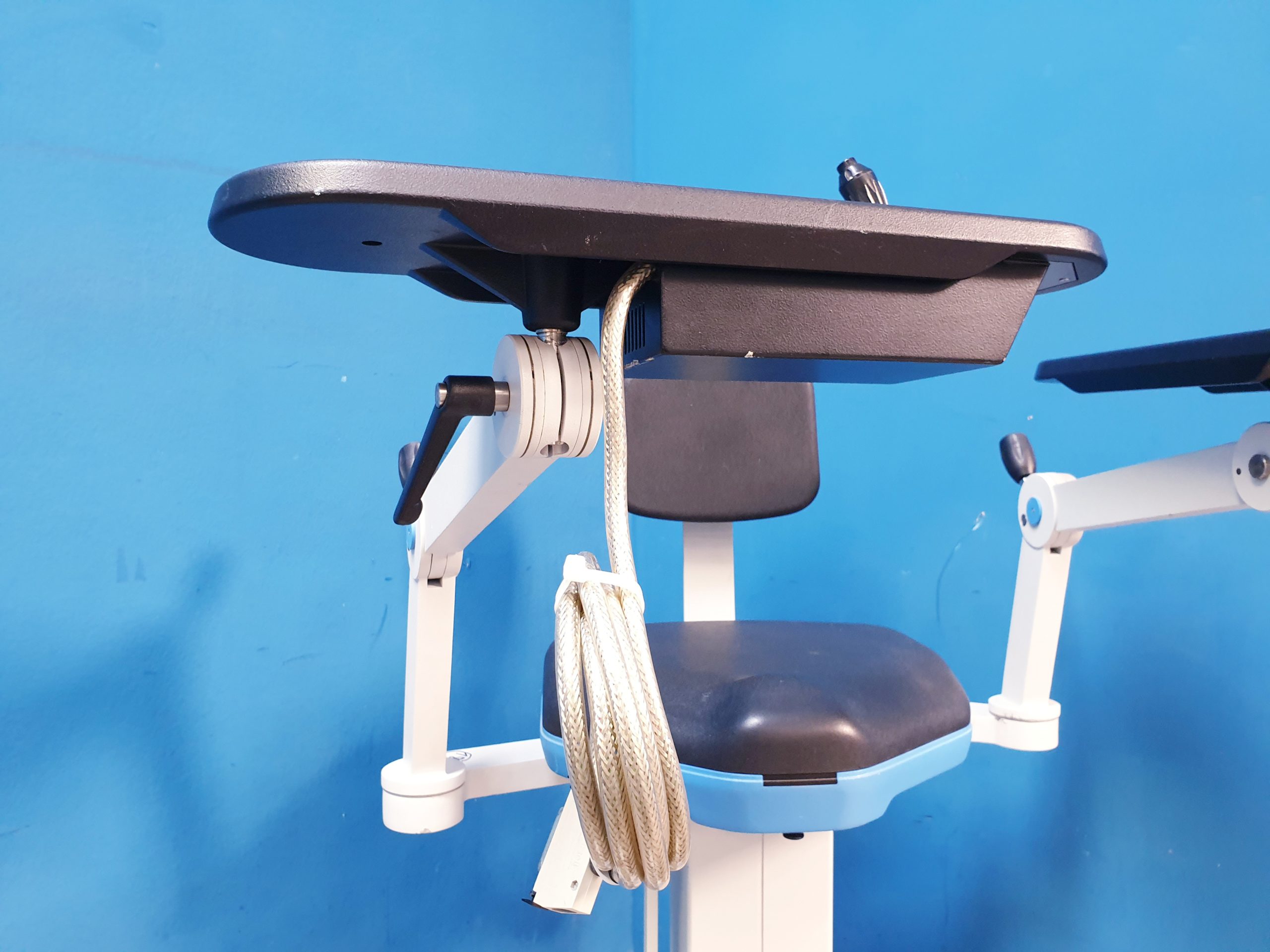 Möller Wedel 623 101 - 623101 - OP-Stuhl für den Augenarzt + Aesculap MEL 60 - MEL60 – Bild 8