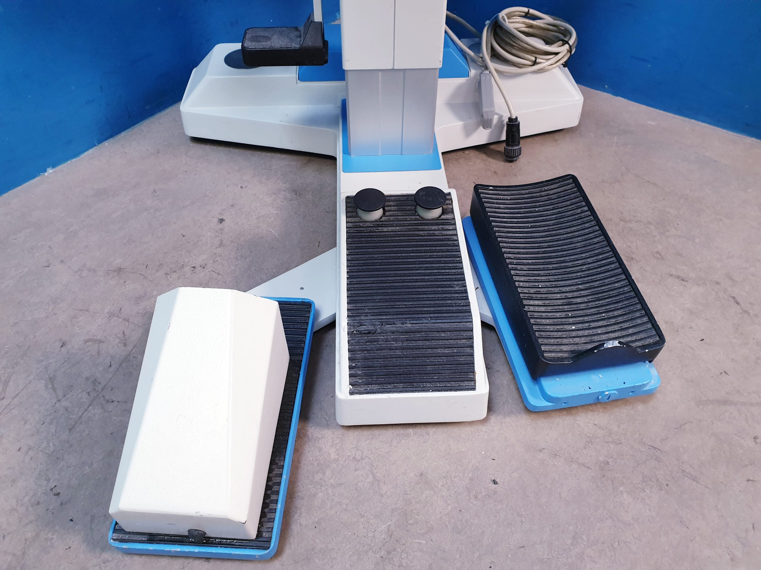 Möller Wedel 623 101 - 623101 - OP-Stuhl für den Augenarzt + Aesculap MEL 60 - MEL60 – Bild 10