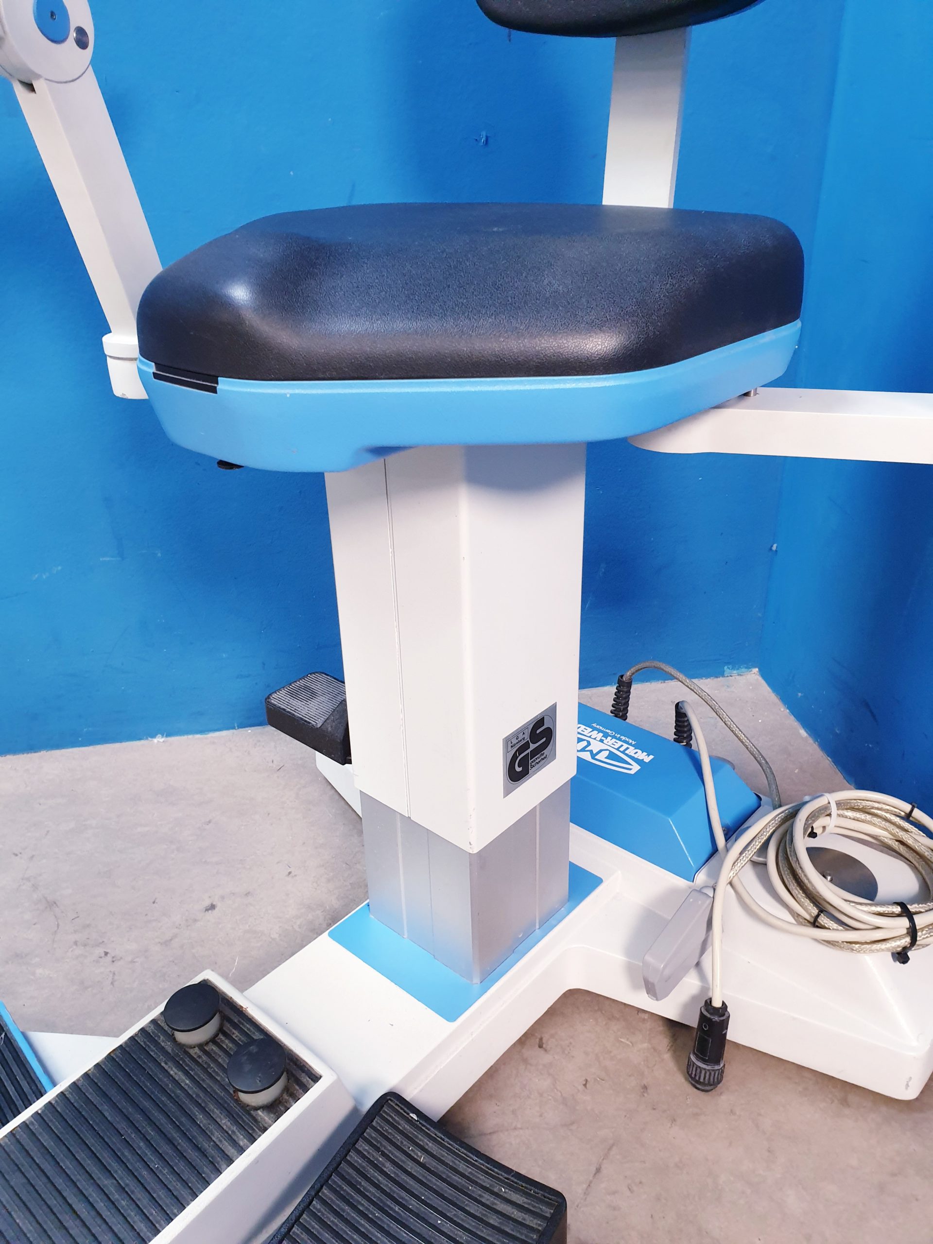 Möller Wedel 623 101 - 623101 - OP-Stuhl für den Augenarzt + Aesculap MEL 60 - MEL60 – Bild 13