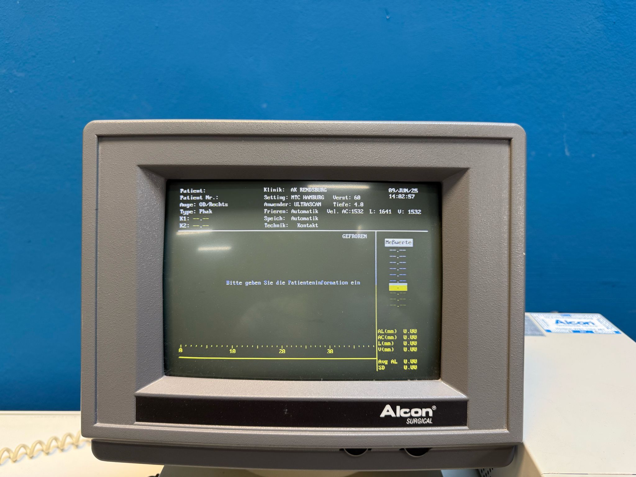 Alcon Ultrascan B-Scan und Biometer – Bild 14