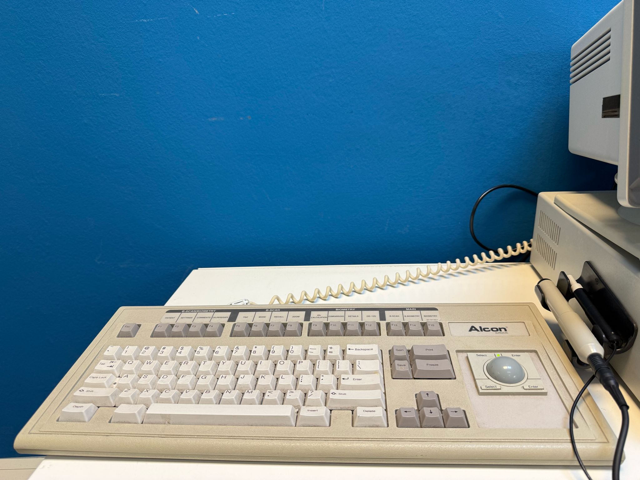 Alcon Ultrascan B-Scan und Biometer – Bild 9