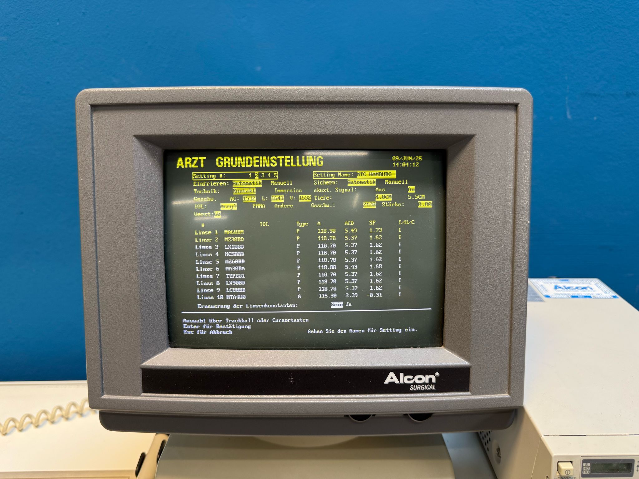 Alcon Ultrascan B-Scan und Biometer – Bild 12