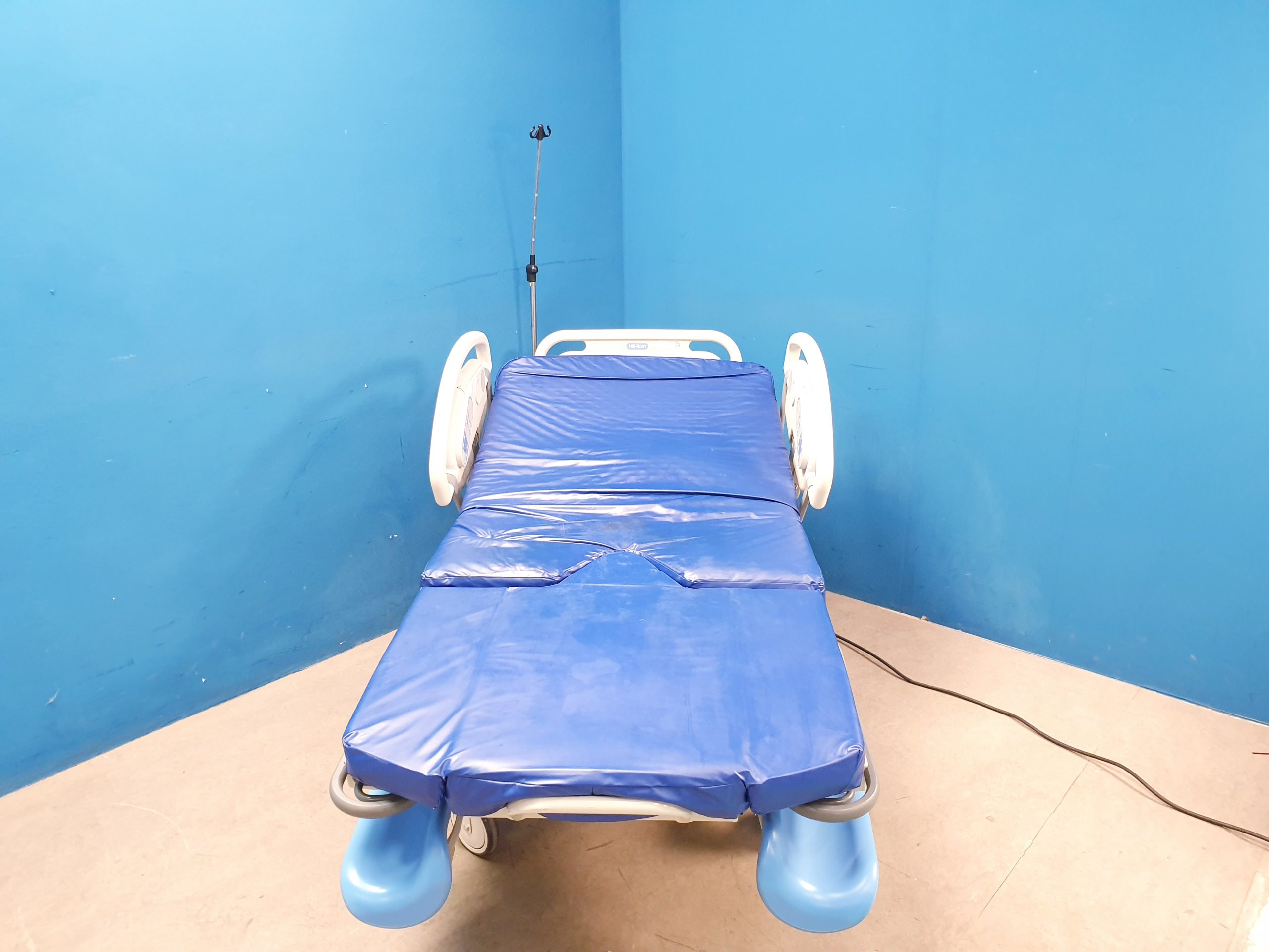 HILL-Rom AFFINITY 4 – P3700 – P 3700 Entbindungsbett – Bild 2