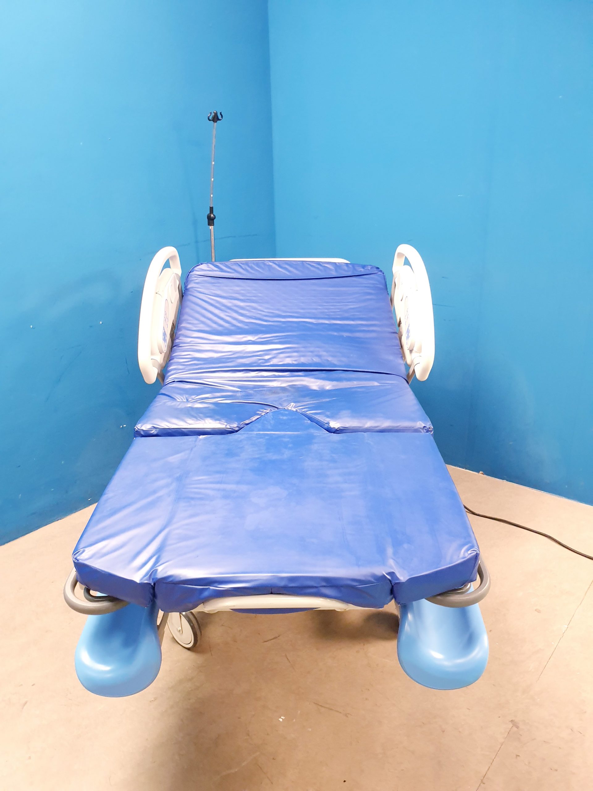 HILL-Rom AFFINITY 4 – P3700 – P 3700 Entbindungsbett – Bild 10