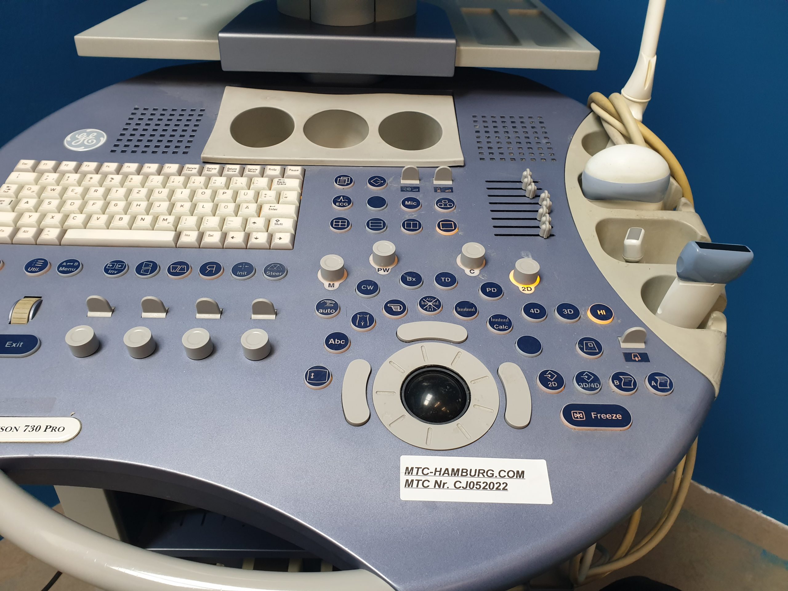 GE VOLUSON 730 Pro 730Pro + RAB4-8L + SP6-12 + IC5-9H + PA6-8 – Bild 3