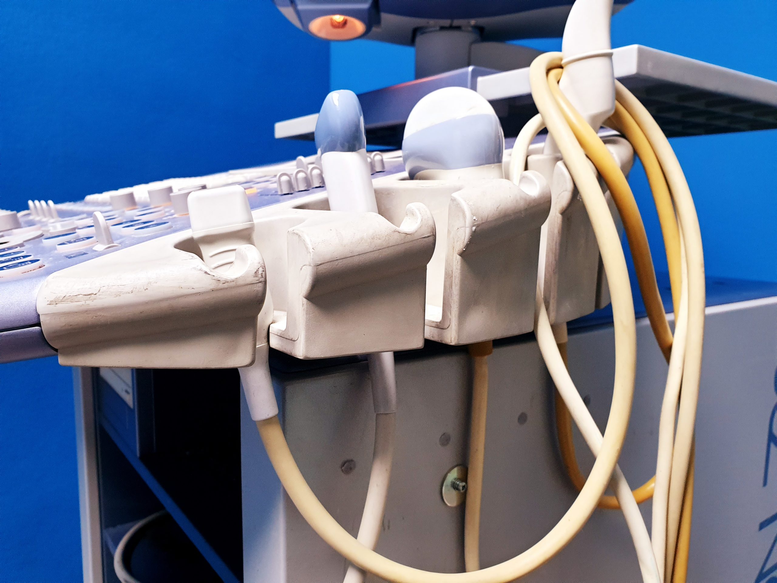 GE VOLUSON 730 Pro 730Pro + RAB4-8L + SP6-12 + IC5-9H + PA6-8 – Bild 25