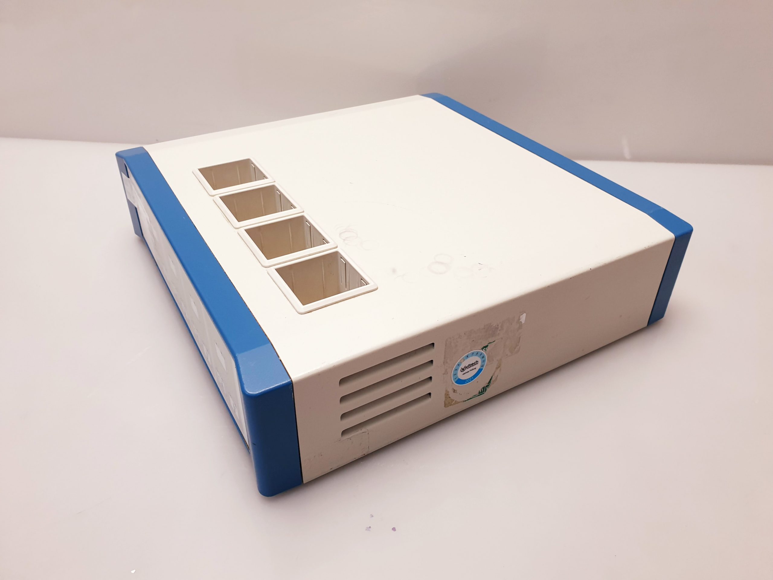 Aesculap Ladegerät für GA616 GA626 GA646 – Bild 7