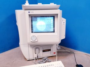 Perimeter Zeiss Humphrey Field Analyzer, Modell 740i – FIELD ANALYSER PERIMETER