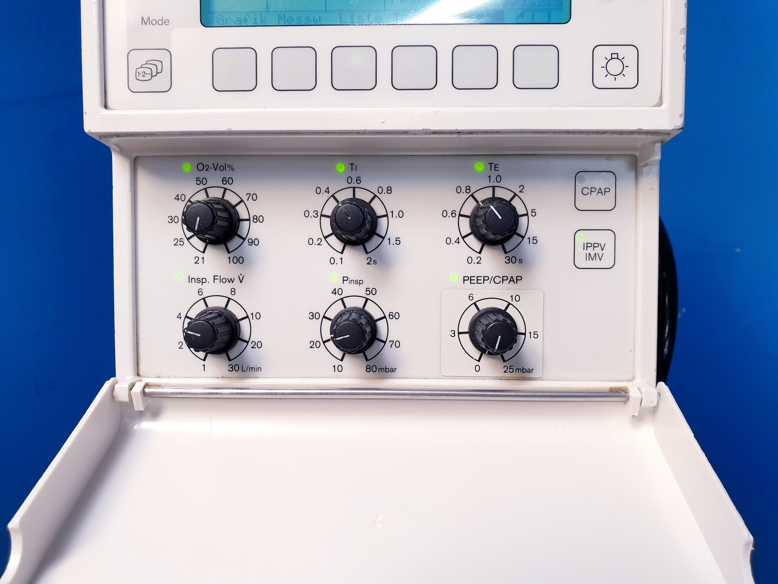 Dräger Babylog 8000 Beatmungsgerät – Bild 6