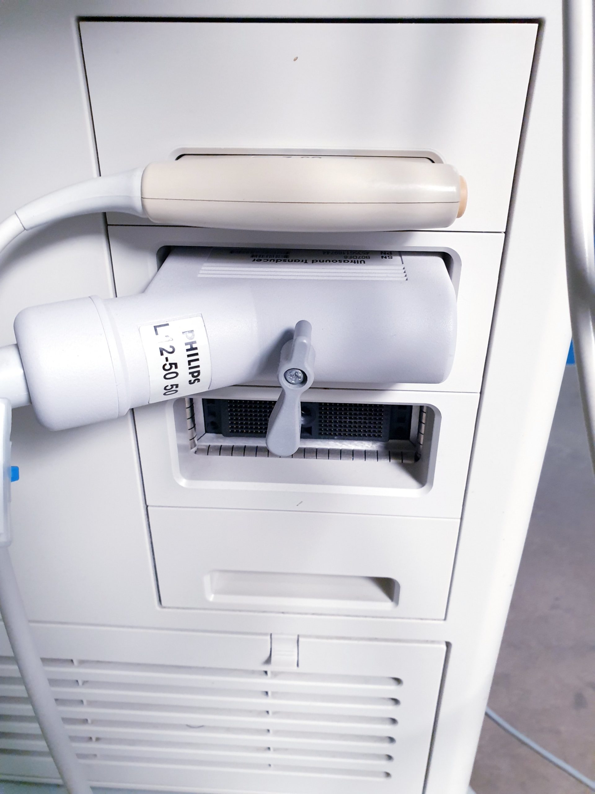 Philips HD7 XE Ultraschallgerät+Convexsonden +Linearesonden – Bild 8