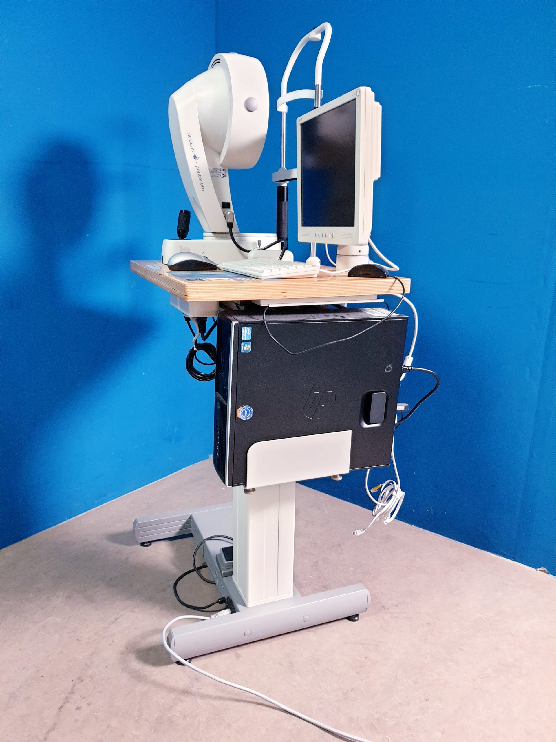 Oculus Pentacam 70700 Anterior Eye Segment Tomography System – Bild 16