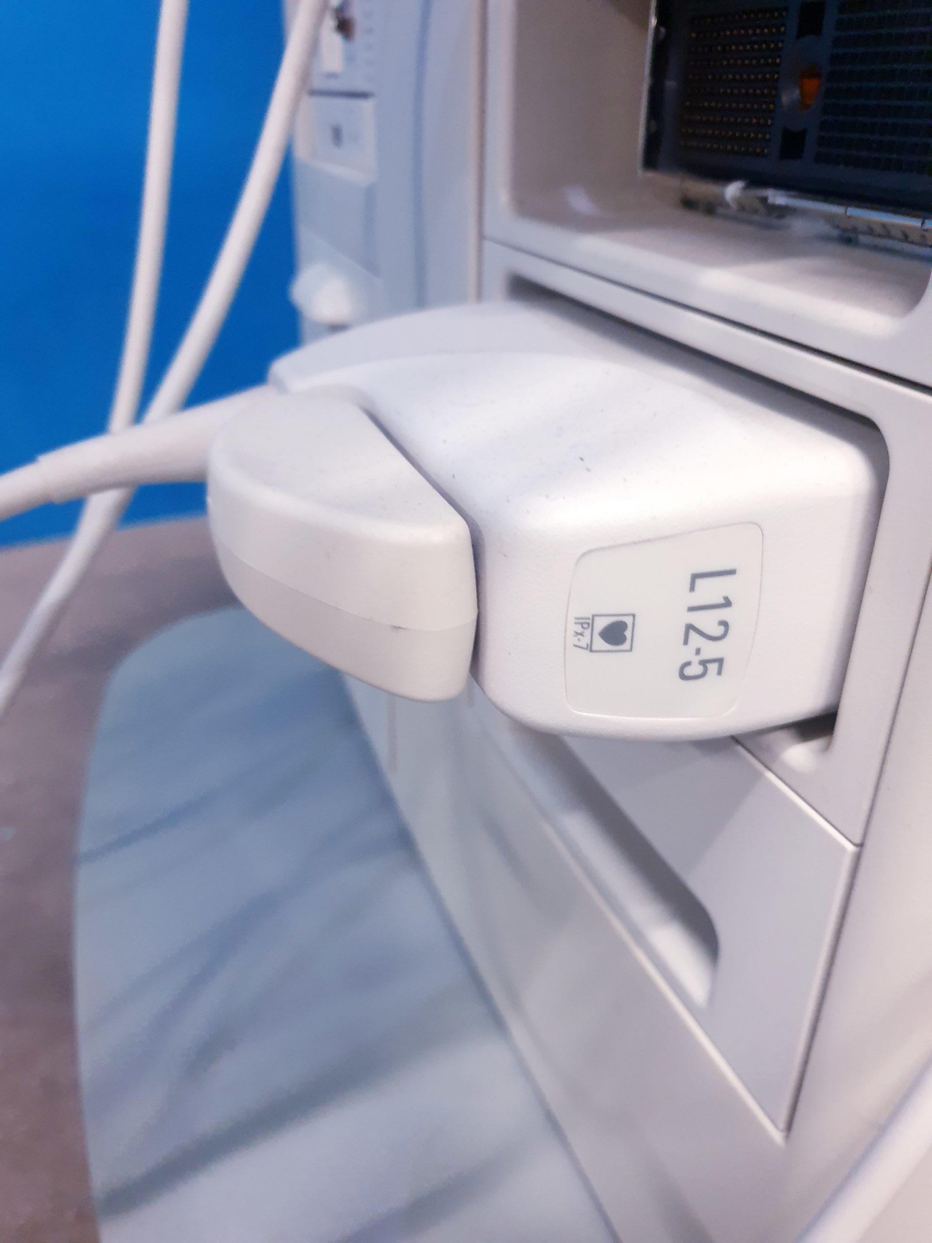 Philips HD11XE – HD 11 XE Farbdoppler+C5-2 Konvex+L12-5 Linear+ S4-2 array Sonde – Bild 11