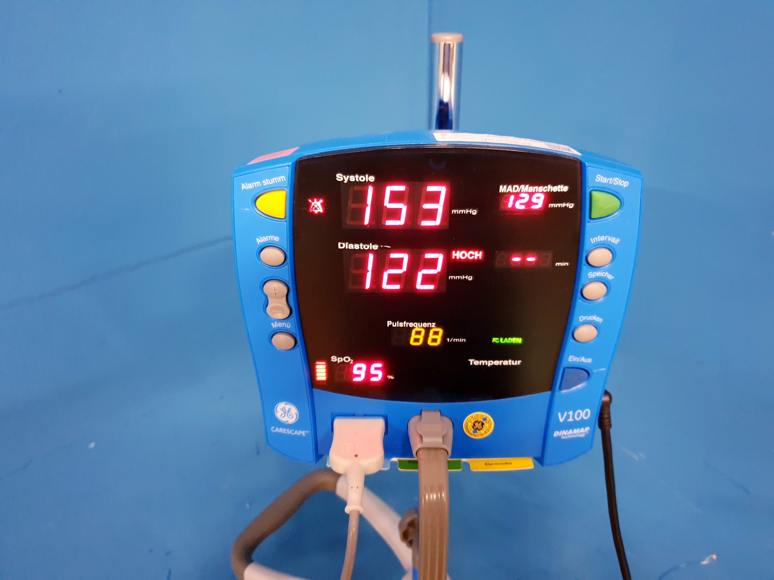 GE Carescape V100 V 100 Patientenmonitor - Fahrbar – Bild 3