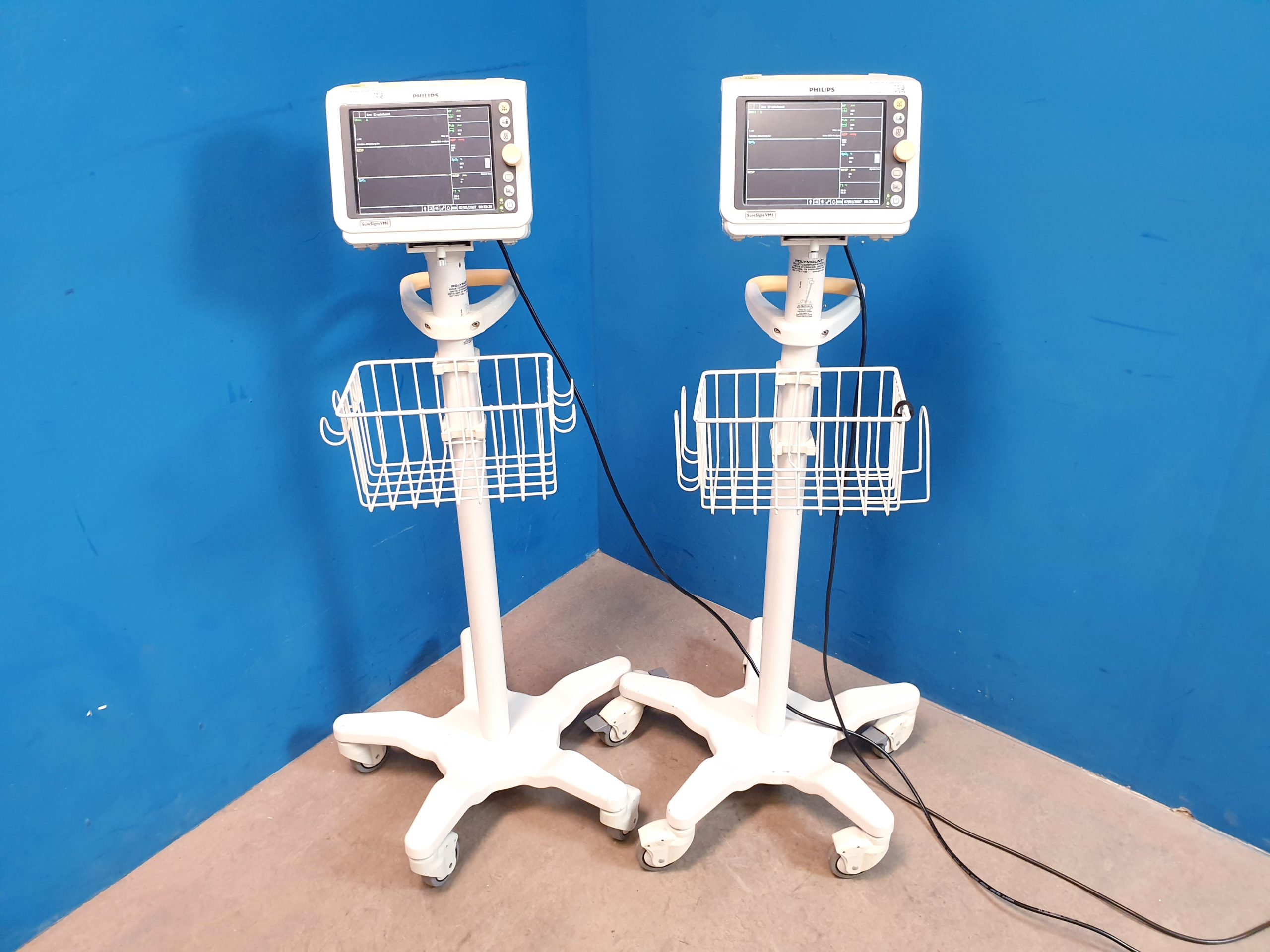 Philips SureSigns VM6 NIBP SpO2, EKG, Temp - auf Gestell – Bild 2