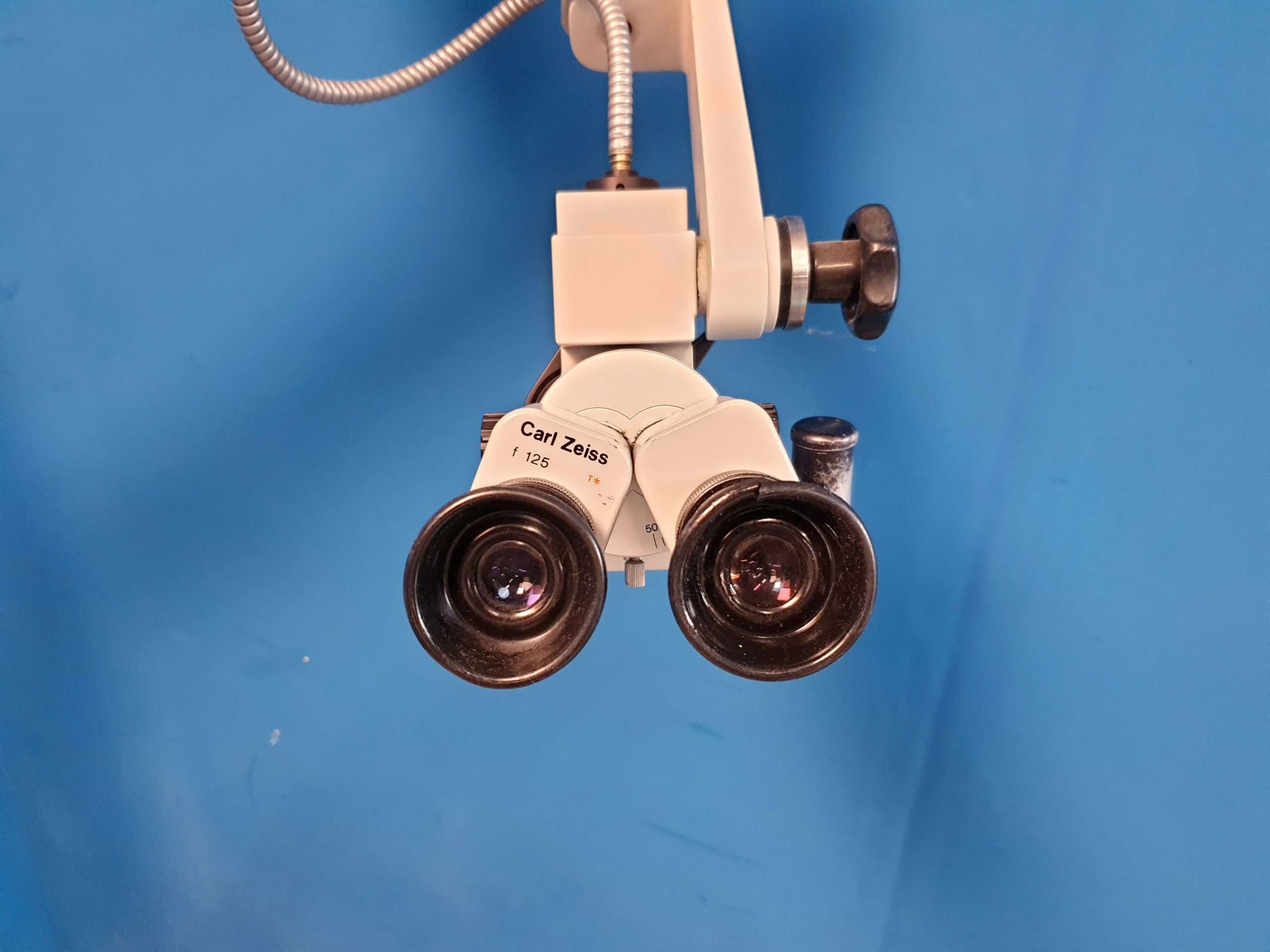 Zeiss OPMI-9-FC - f125 - 12.5 - f200 f300 auf fahrbarem Gestell – Bild 5