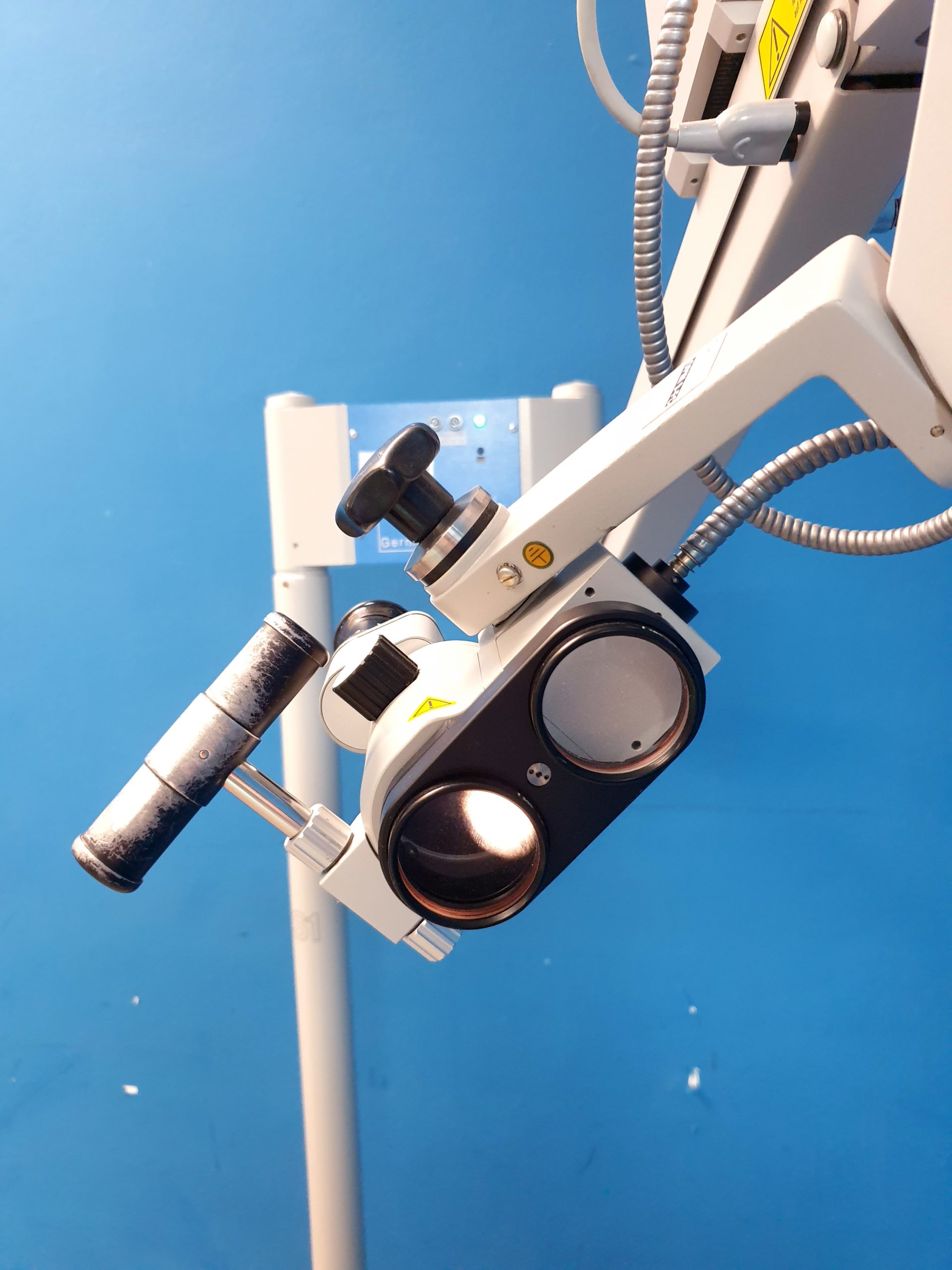 Zeiss OPMI-9-FC - f125 - 12.5 - f200 f300 auf fahrbarem Gestell – Bild 10