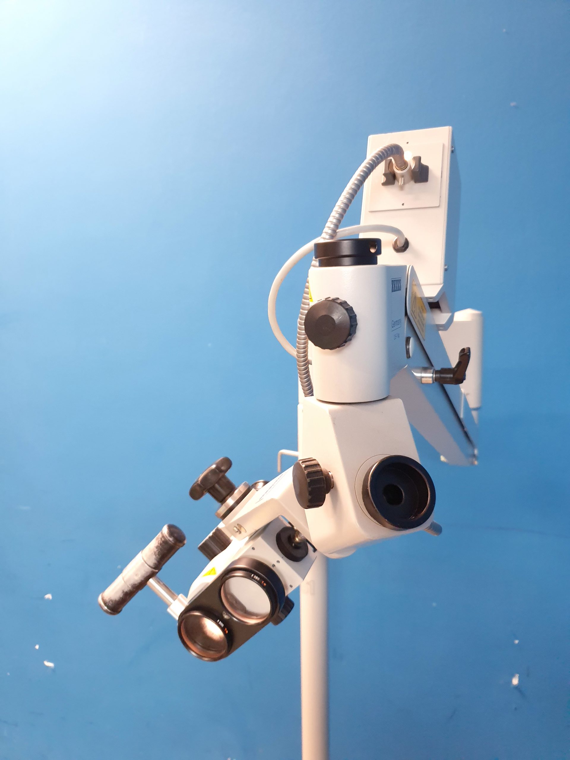 Zeiss OPMI-9-FC - f125 - 12.5 - f200 f300 auf fahrbarem Gestell – Bild 13