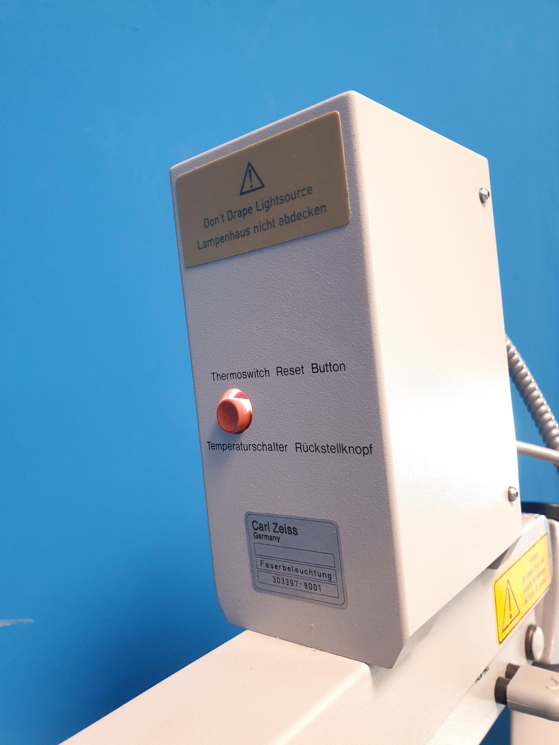 Zeiss OPMI-9-FC - f125 - 12.5 - f200 f300 auf fahrbarem Gestell – Bild 16