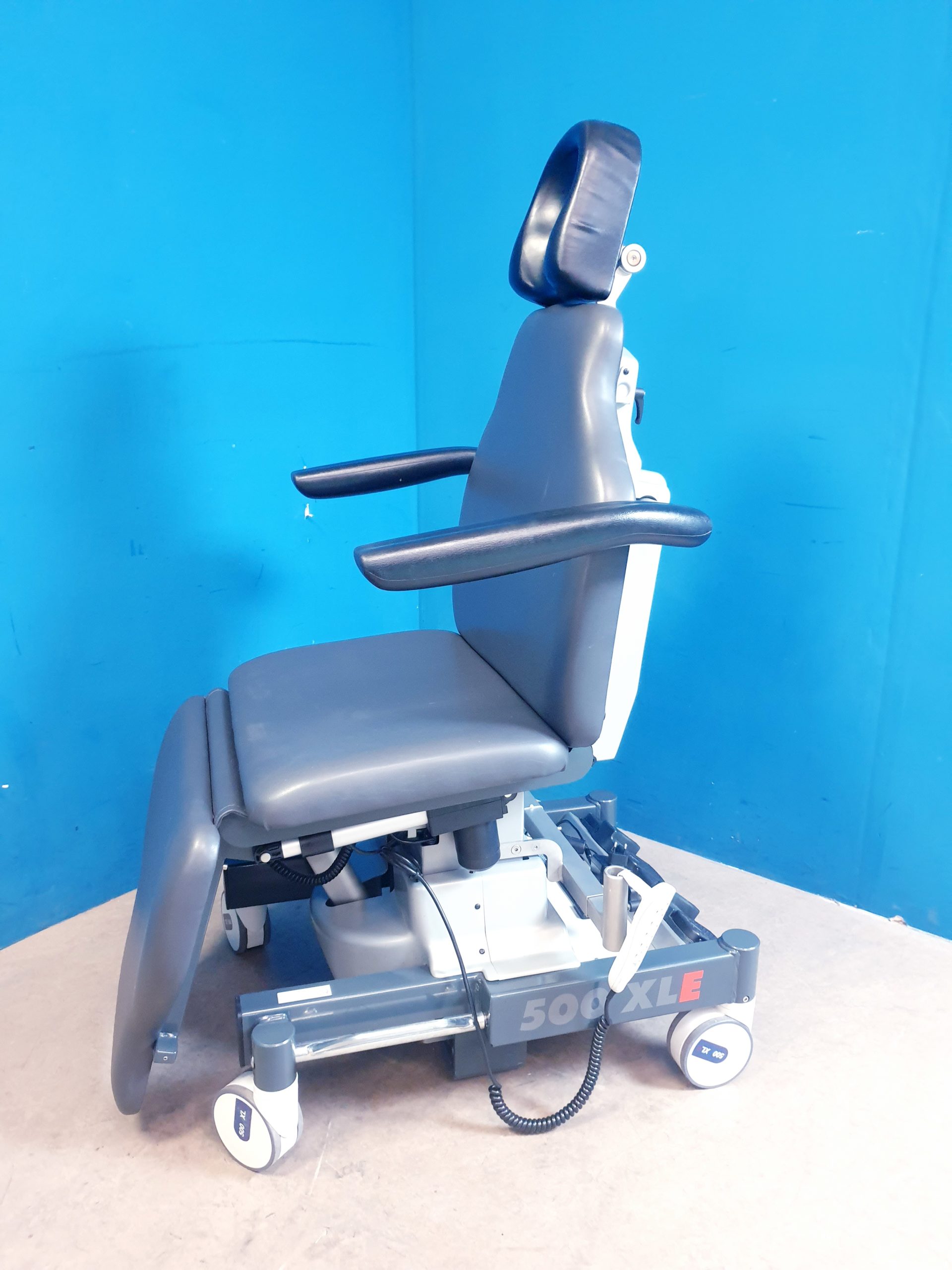 UFSK-OSYS 500 XLE - Behandlungsstuhl - Behandlungsliege