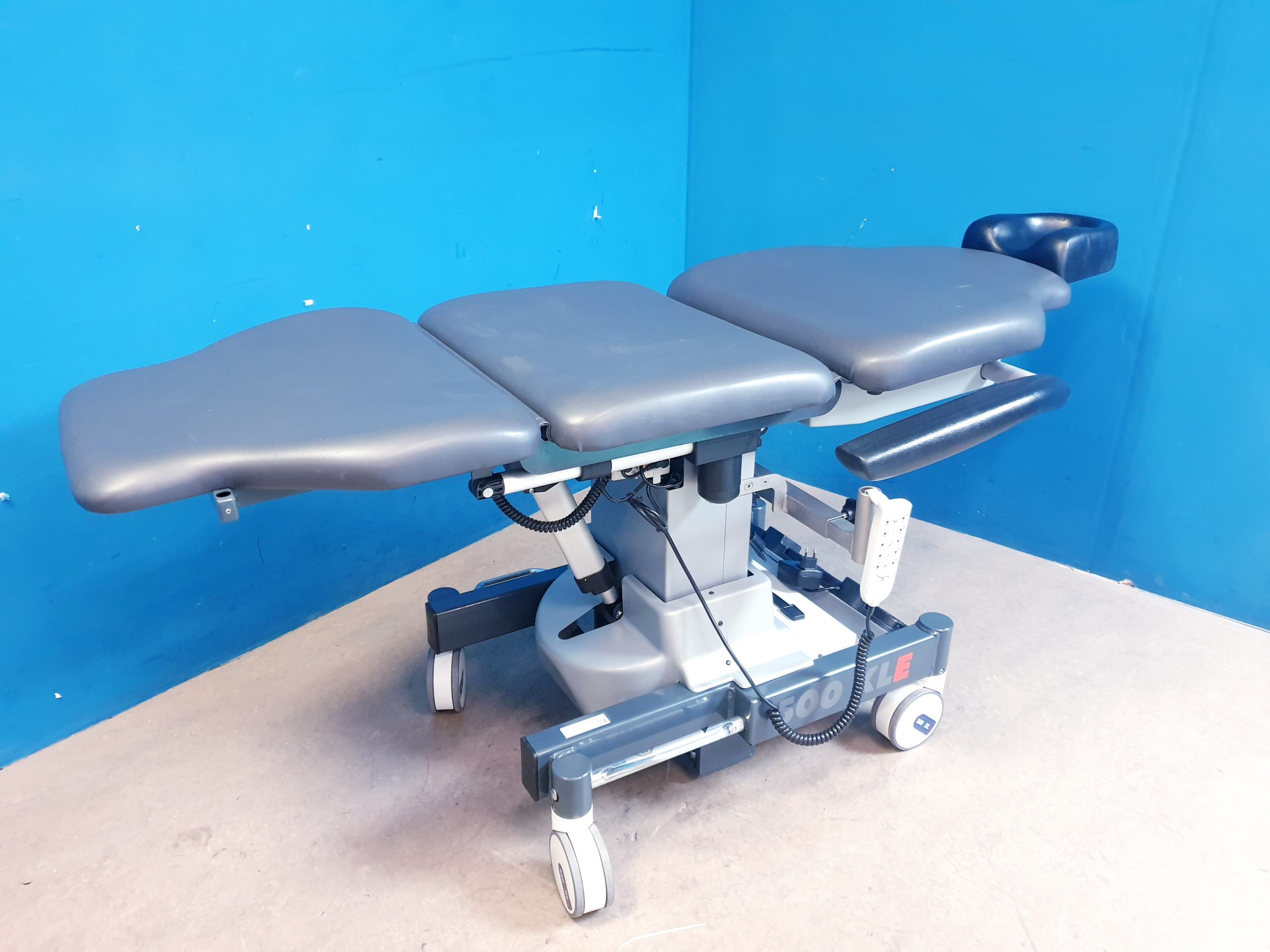 UFSK-OSYS 500 XLE - Behandlungsstuhl - Behandlungsliege – Bild 8