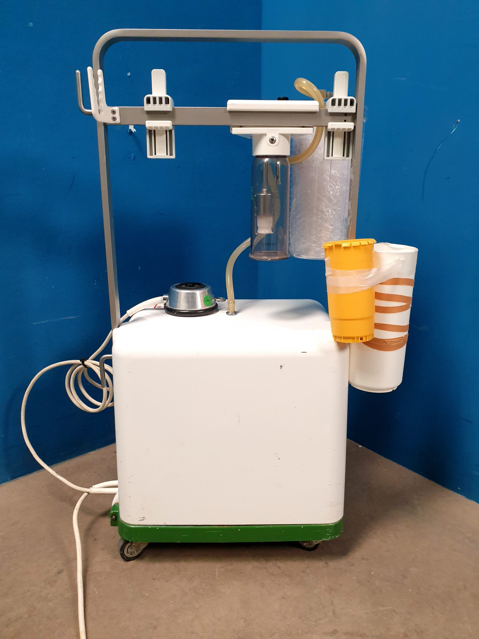 Medap P130 P 130 Chirurgiesauger Absauggerät – Bild 2