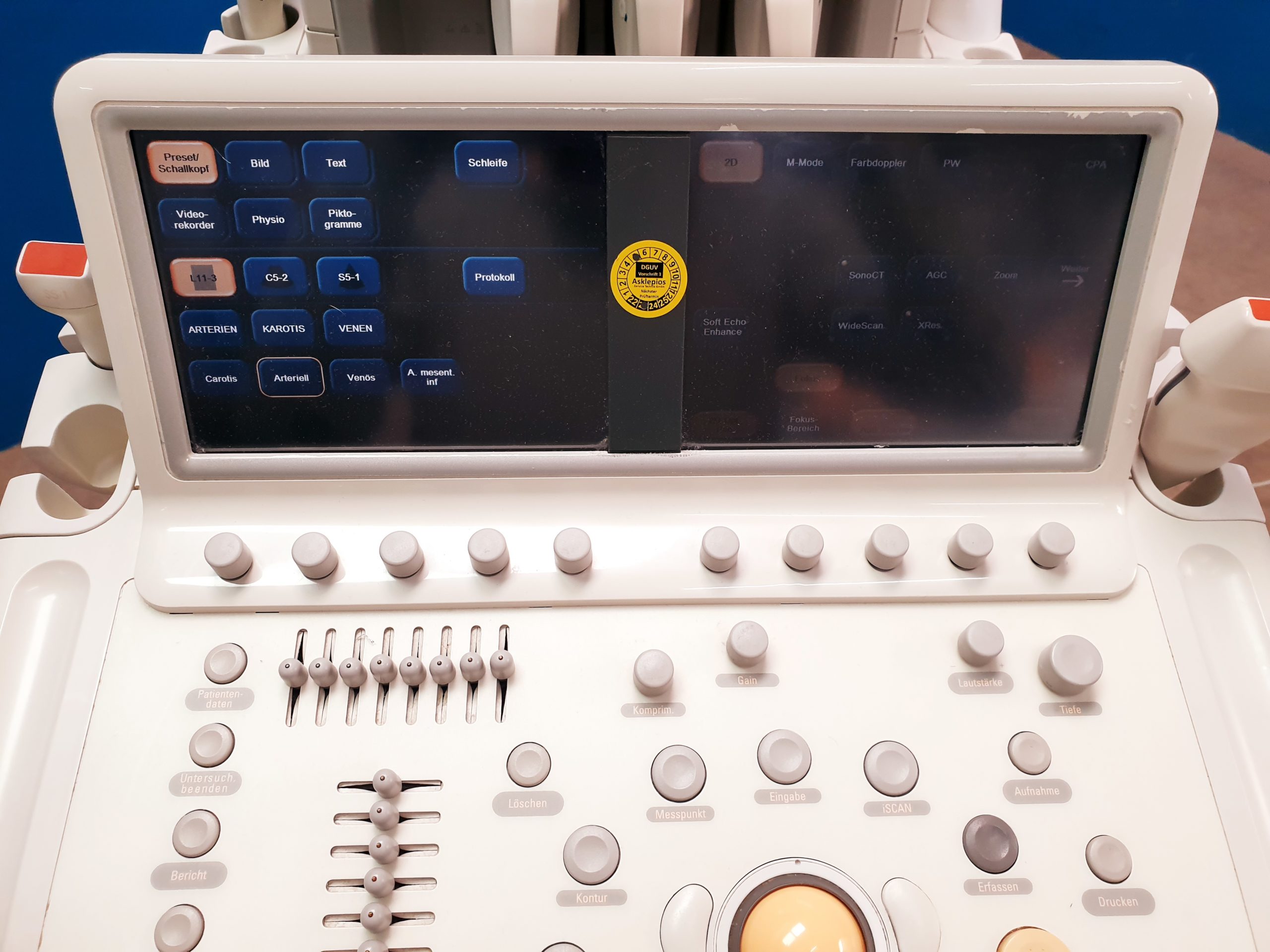 Philips iE33 – IE33 + S5-1 Echo + L11-3 Linear Sonde + C5-2 Konvex - Kardiomaschine – Kardio Ultraschallgerät – Bild 24