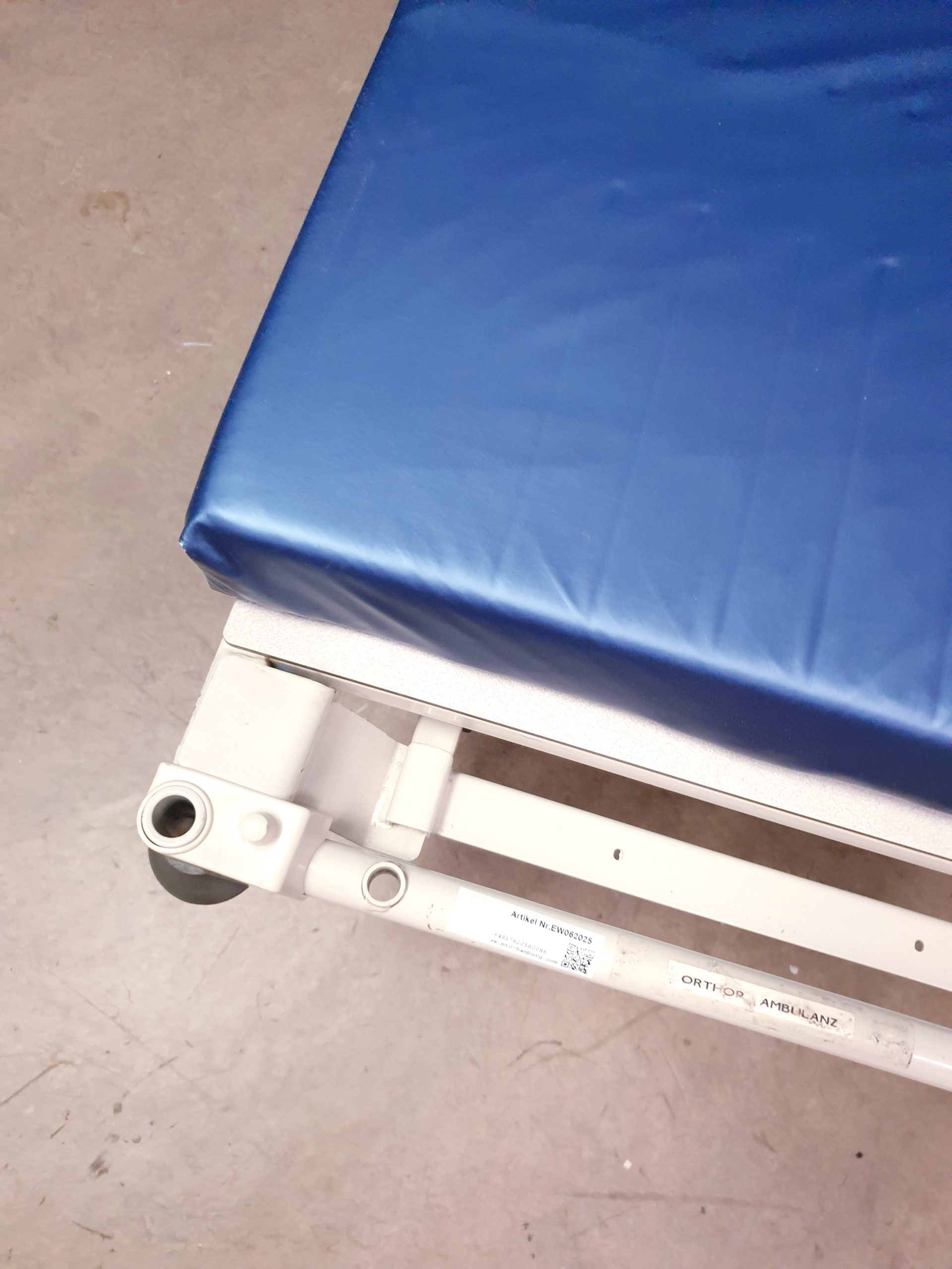 Hill-Rom P8000 - P 8000 Stretcher - Transport Liege – Bild 3