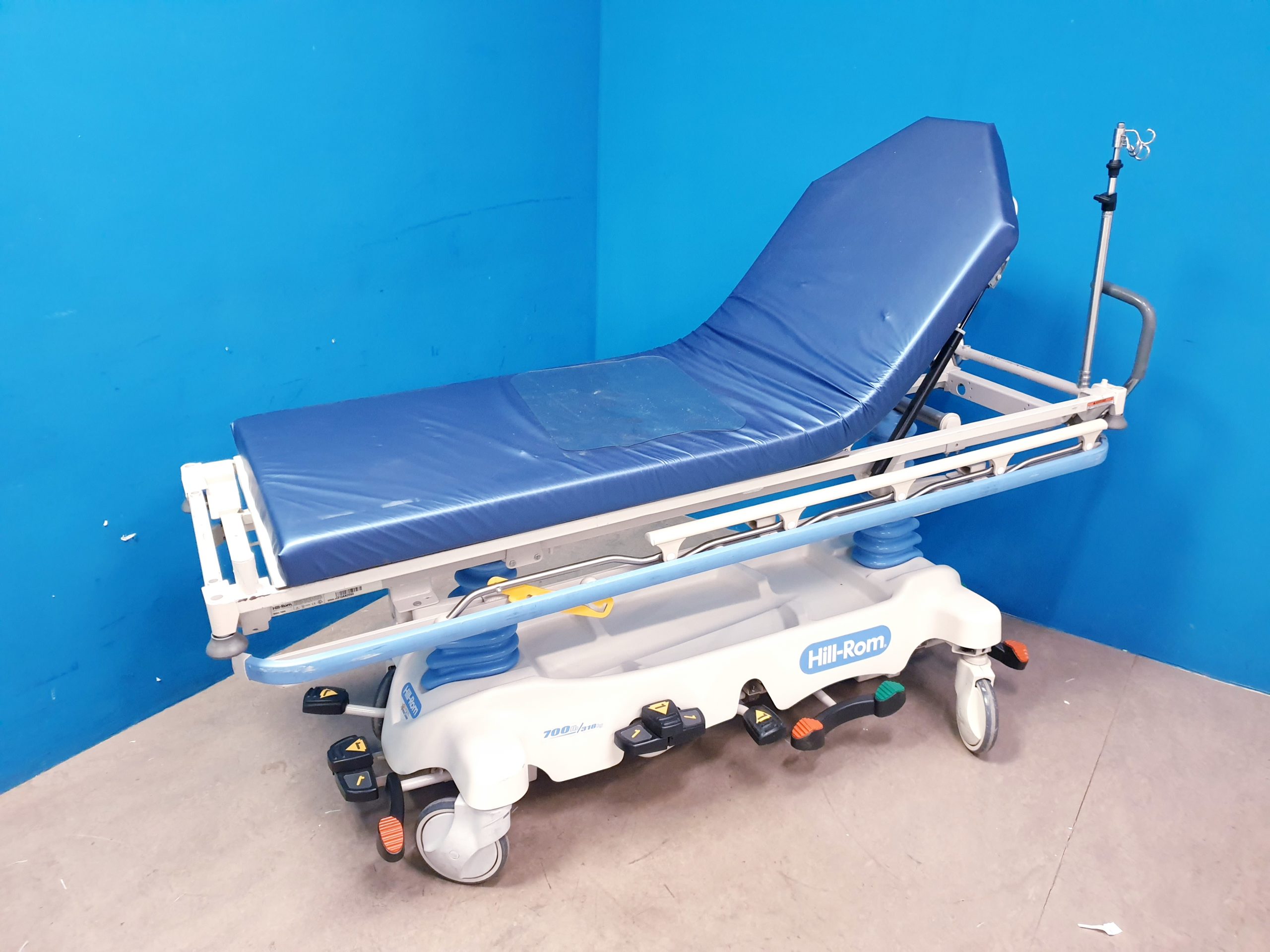 Hill-Rom P8000 - P 8000 Stretcher - Transport Liege