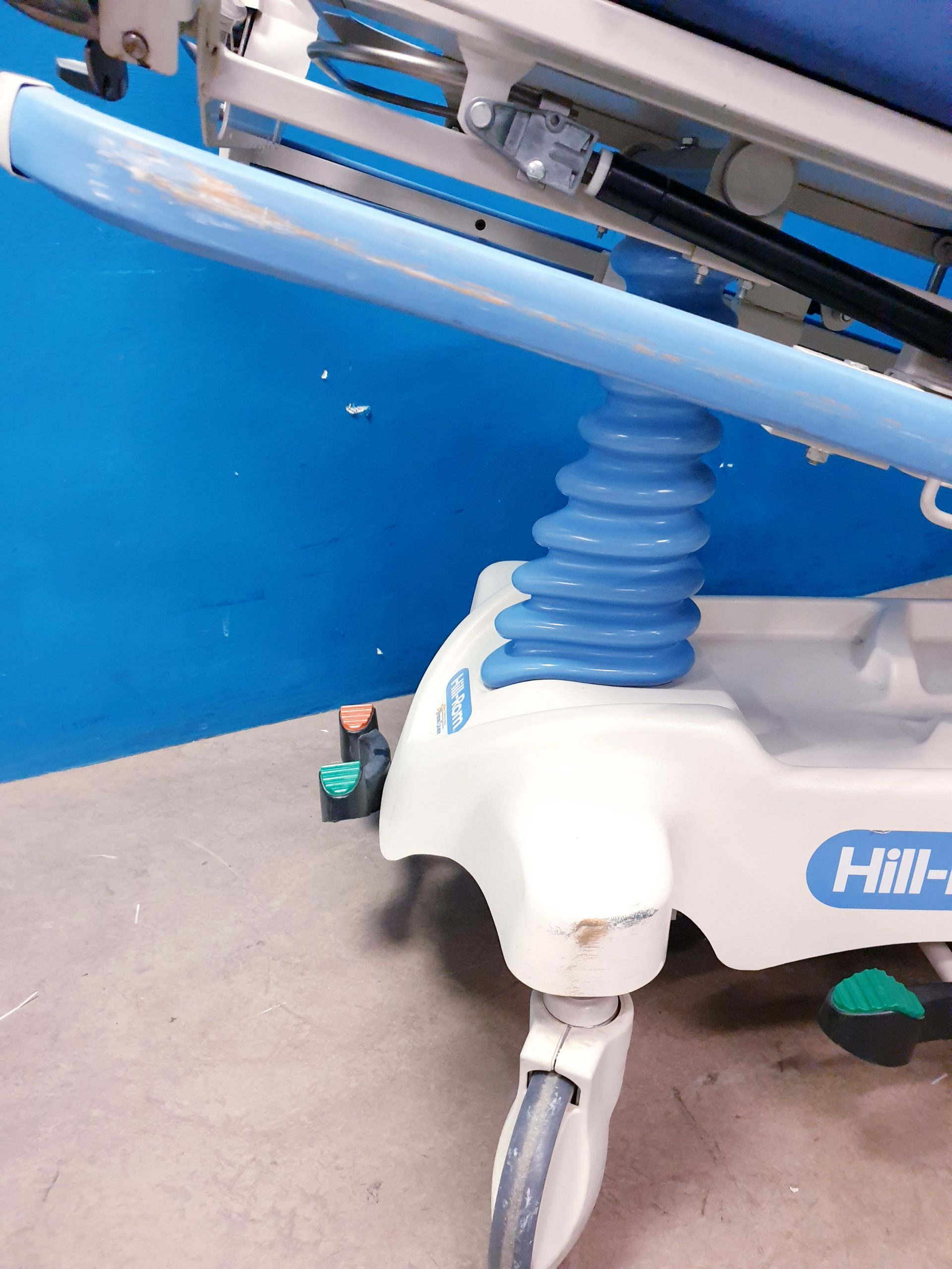 Hill-Rom P8000 - P 8000 Stretcher - Transport Liege – Bild 9