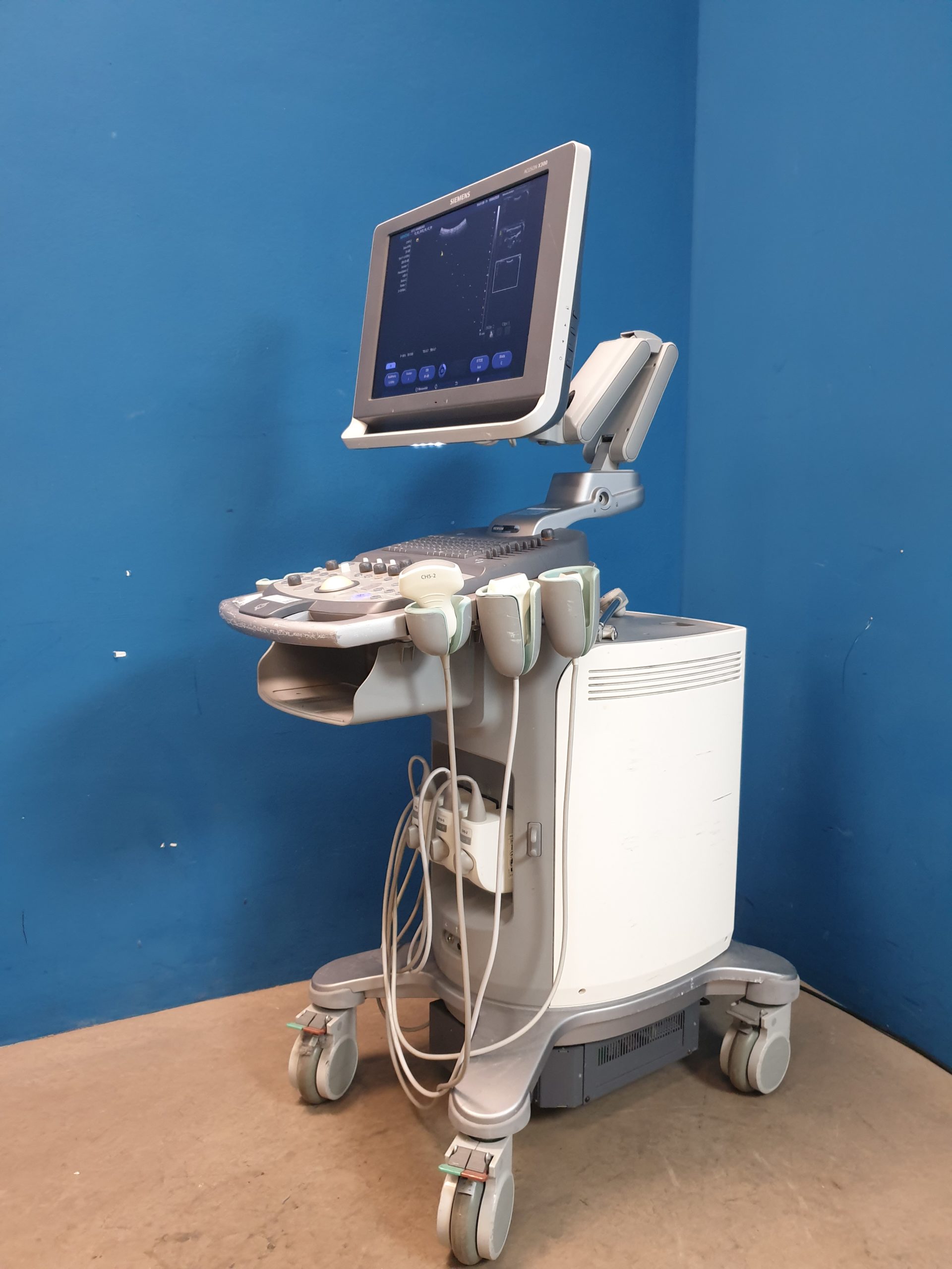 SIEMENS ACUSON X300 X 300 Premium Edition + CH5-2 Konvex + VF10-5 Linear + P5-1 – Bild 21