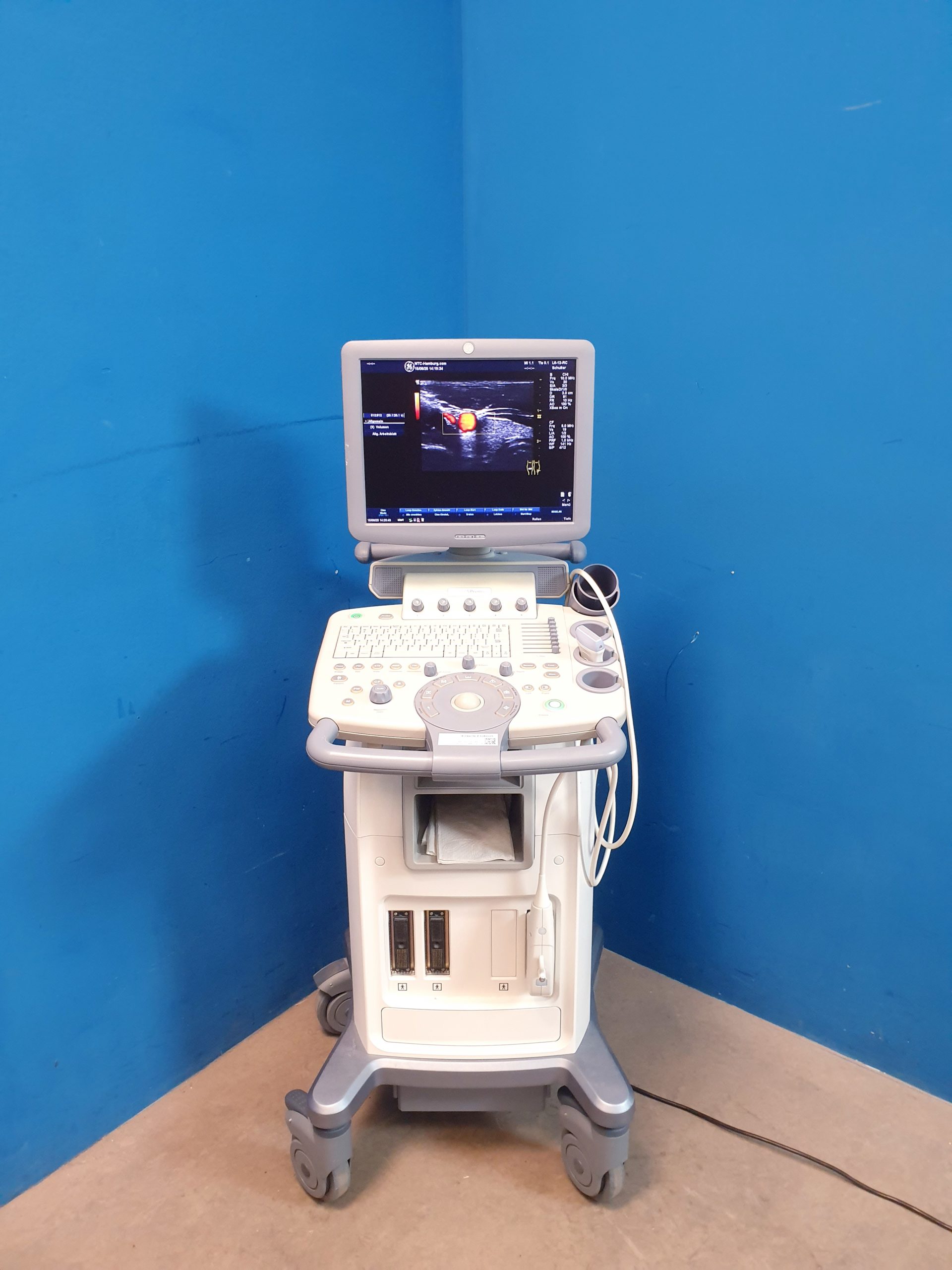 GE Logiq C5 Premium + L6-12-RS Linear Sonde - DOM 2016