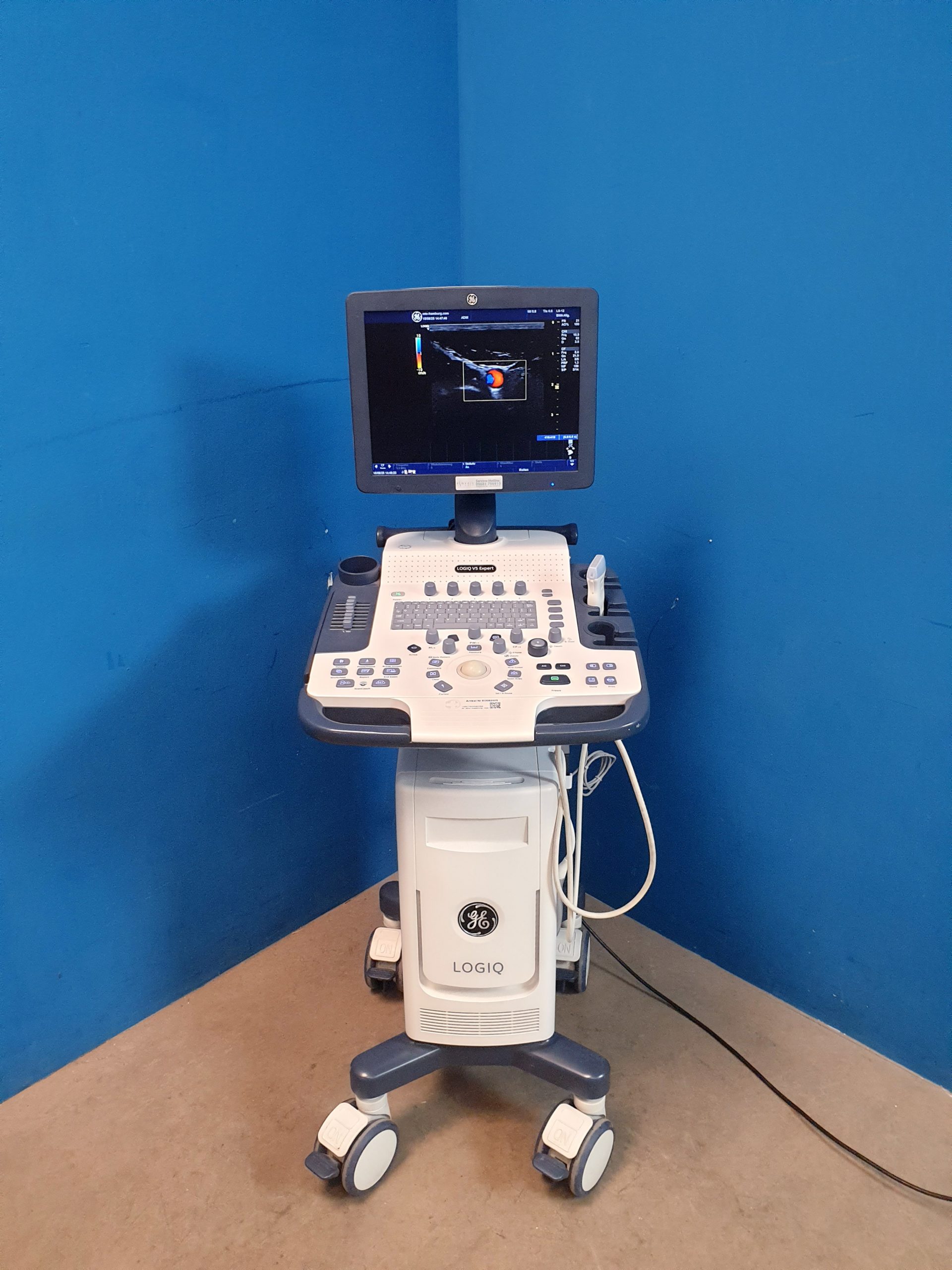 GE Logiq V5 Expert Ultraschallgerät + L6-12 RS Linear Sonde DOM 2016