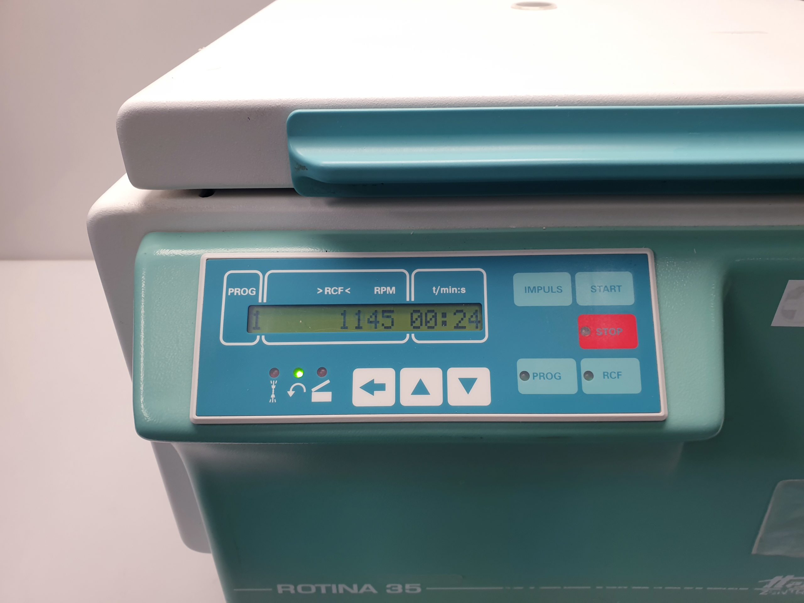 Hettich Rotina 35 Typ. 1705 Zentrifuge – Bild 8