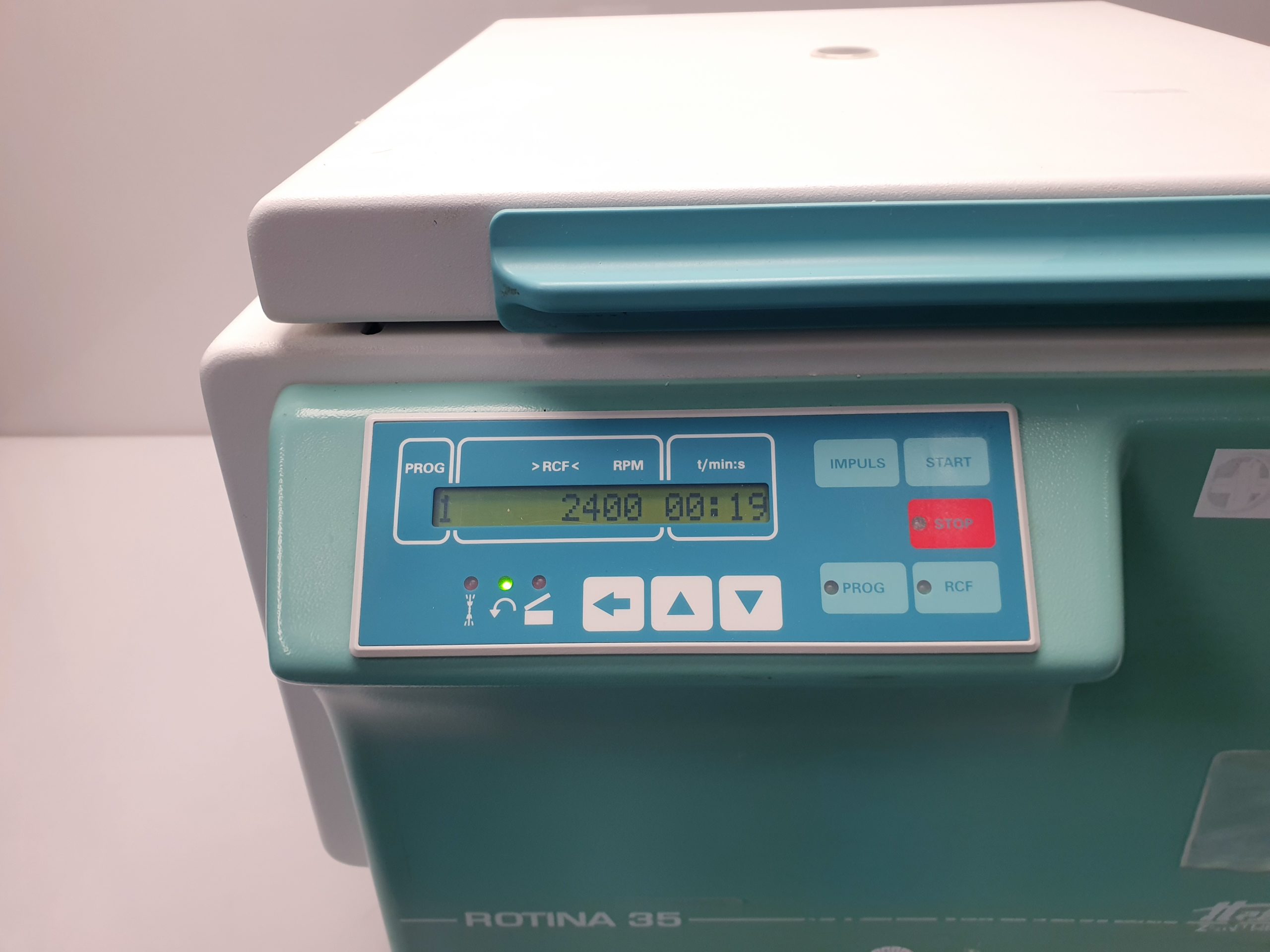 Hettich Rotina 35 Typ. 1705 Zentrifuge – Bild 9