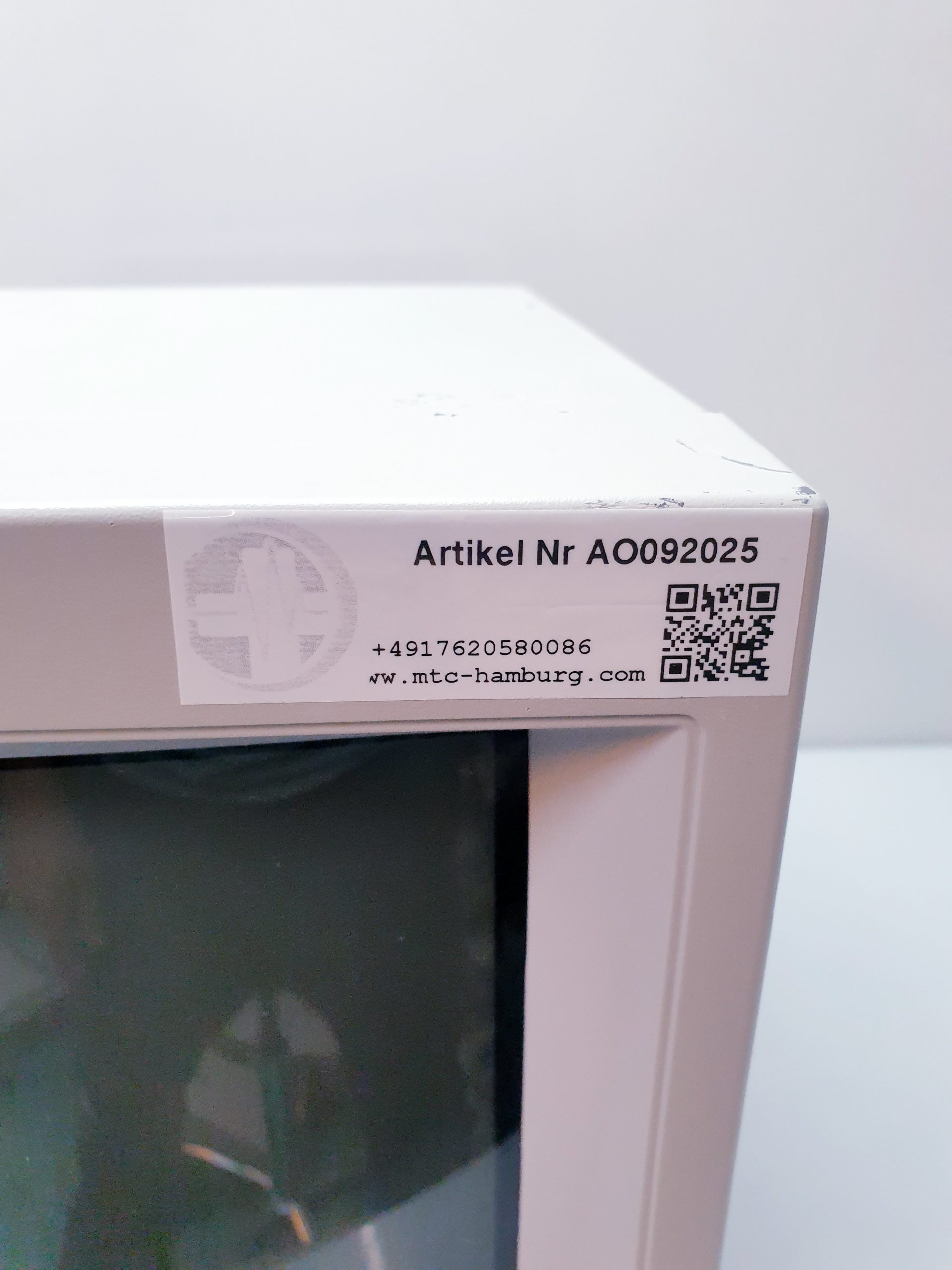 SONY PVM-1442QM 14“ Zoll Trinitron RGB Monitor – Bild 2