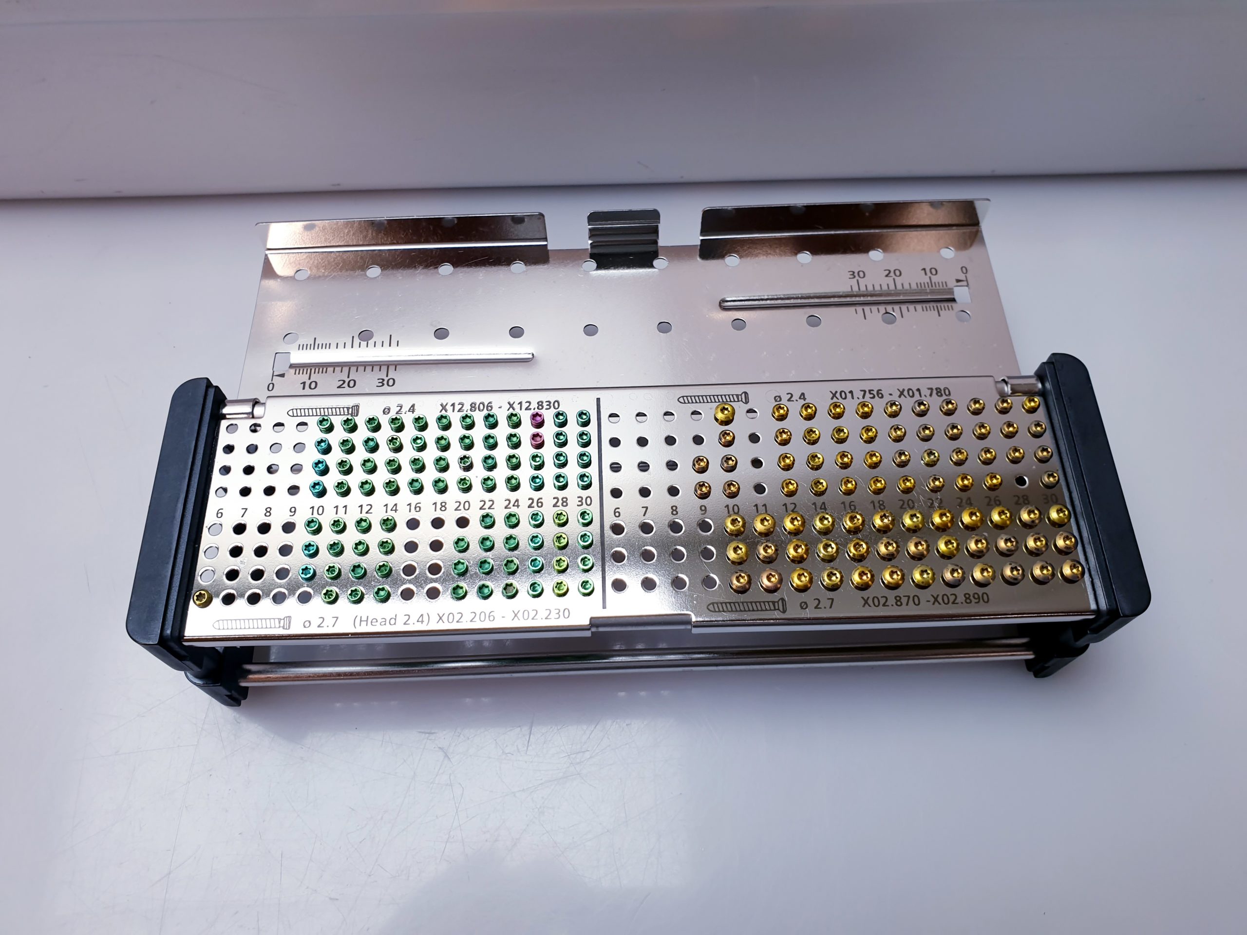 Synthes VA-LCP TWO-COLUM DISTAL RADIUS PLATE 2.4 - Op Instrumenets – Bild 28