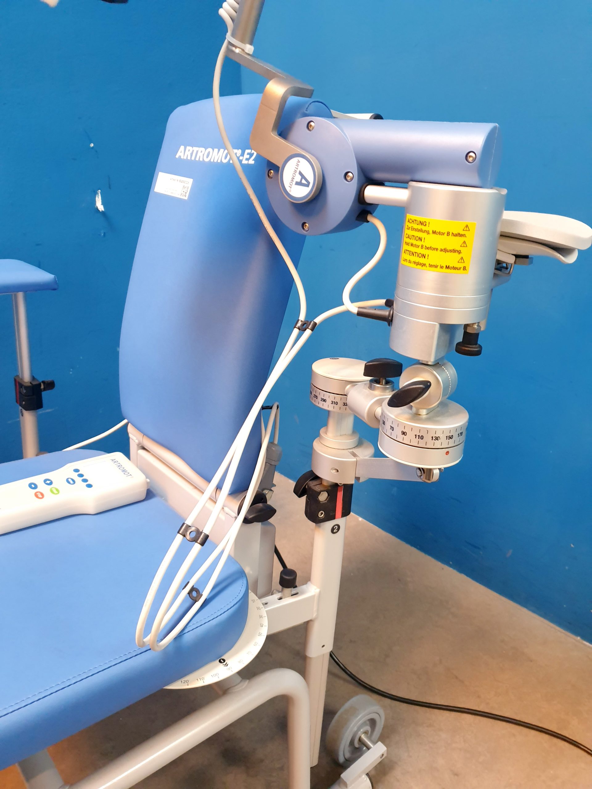 ORMED ARTROMOT-E2 Motorbewegungsschiene für Ellbogen – Bild 12