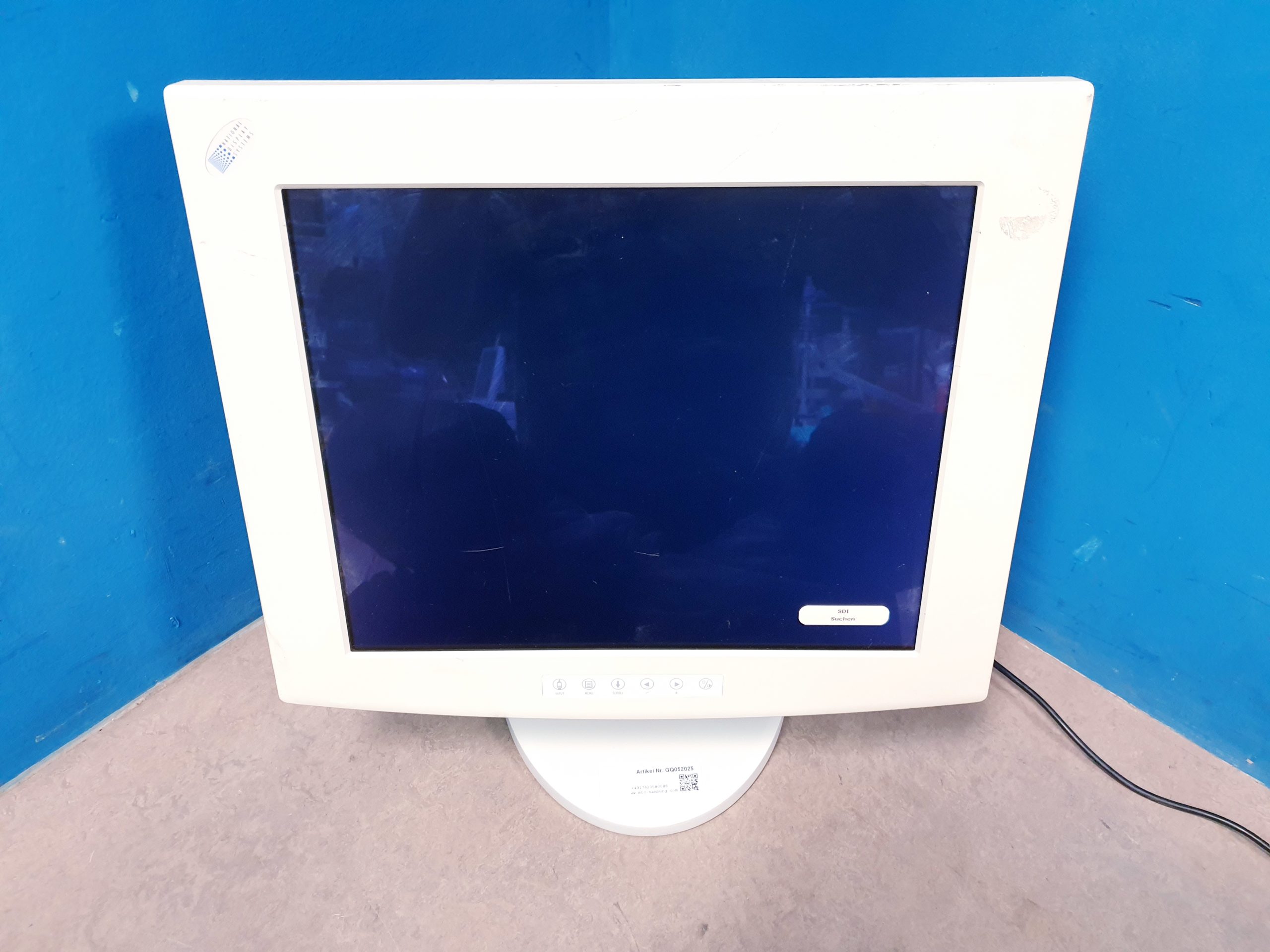 NDS V3C-SX18-A143 LCD Medical Display Monitor 18 video endoscopy mit Netzteil – Bild 4