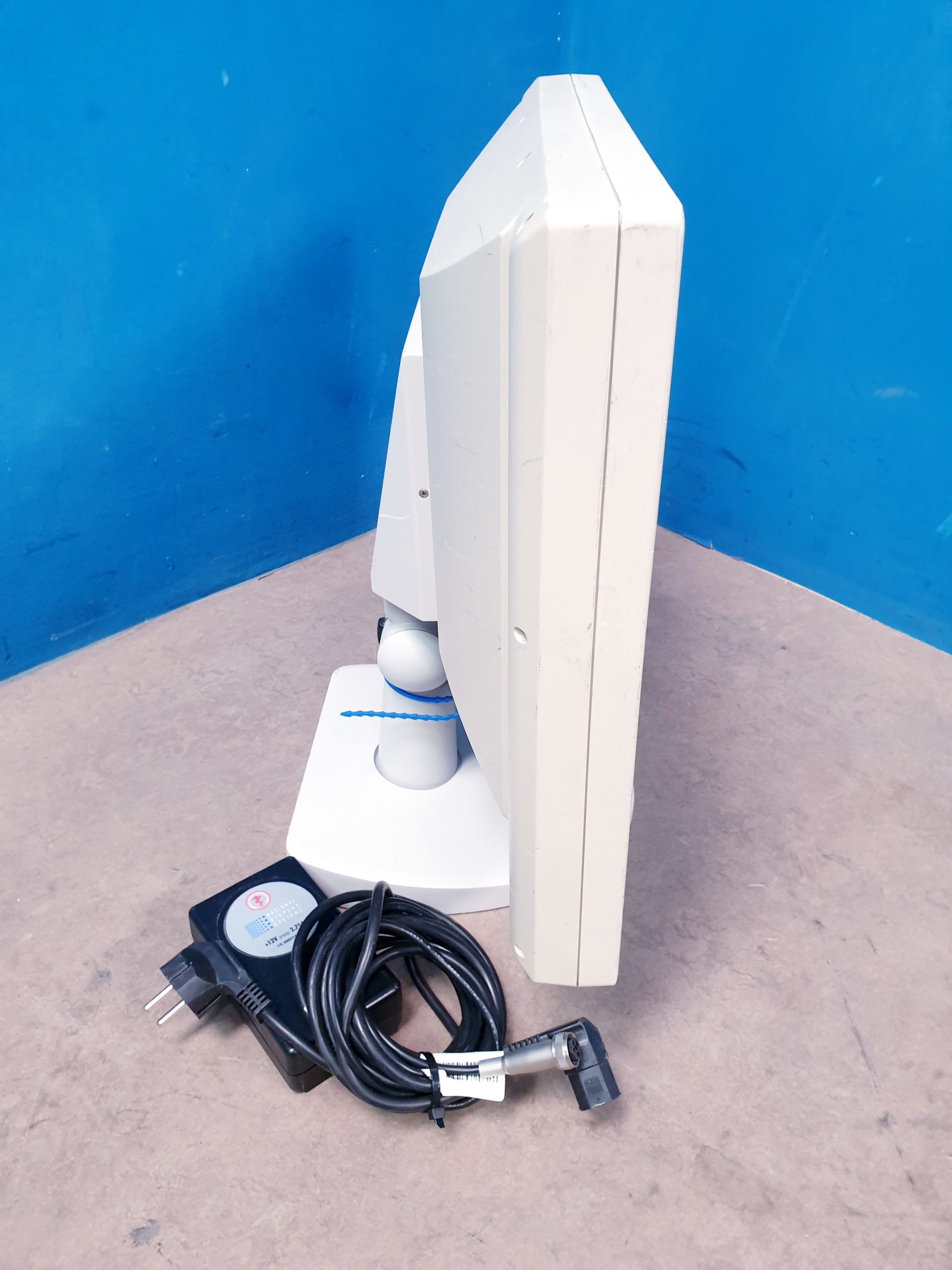 NDS V3C-SX18-A143 LCD Medical Display Monitor 18 video endoscopy mit Netzteil – Bild 10