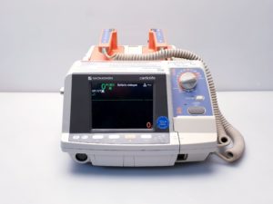 Nihon Kohden Cardiolife Tec-7721K Defibrillator