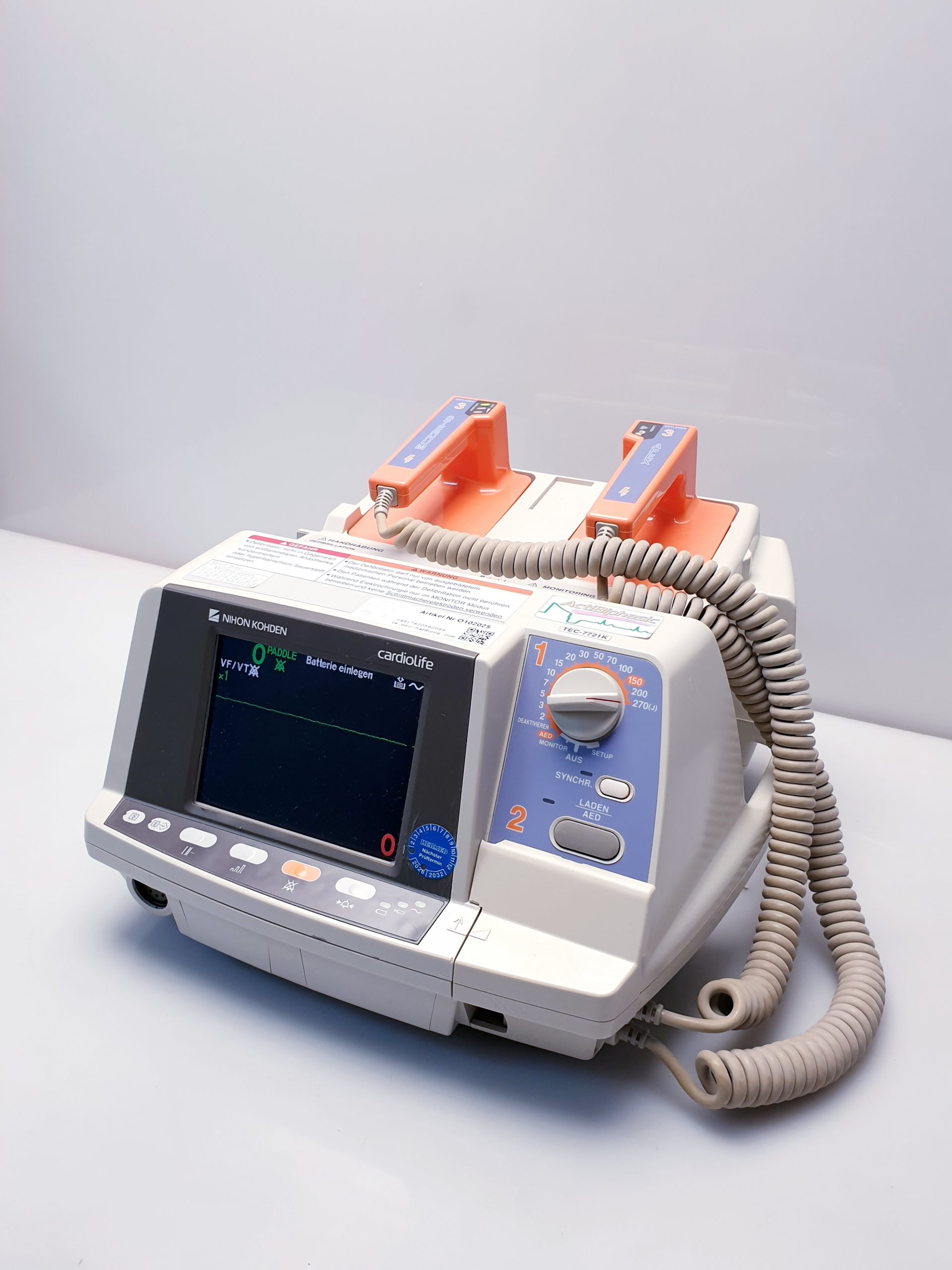 Nihon Kohden Cardiolife Tec-7721K Defibrillator – Bild 6