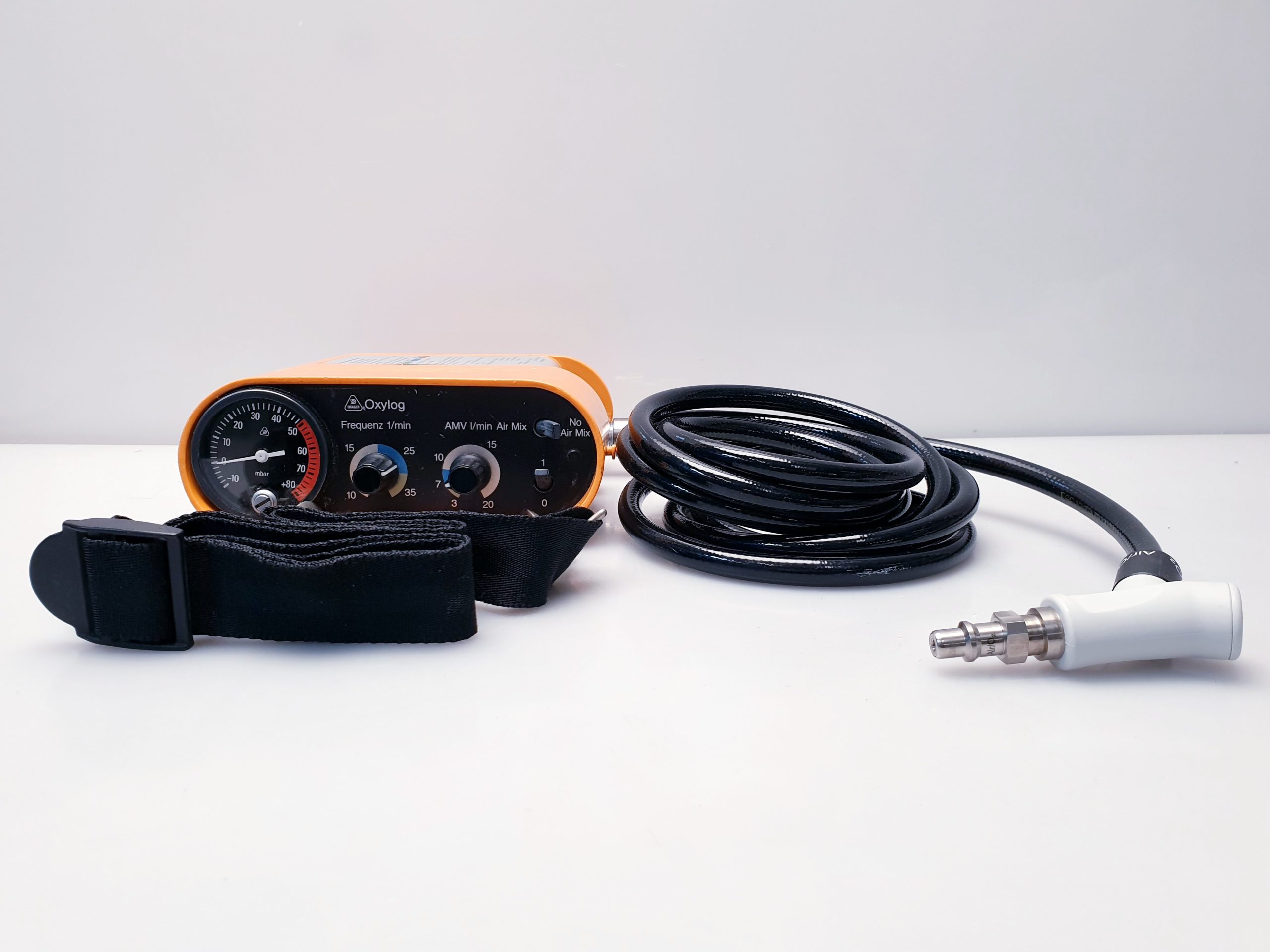 Dräger Oxylog Beatmungsgerät, Notfallbeatmungsgerät – Bild 3
