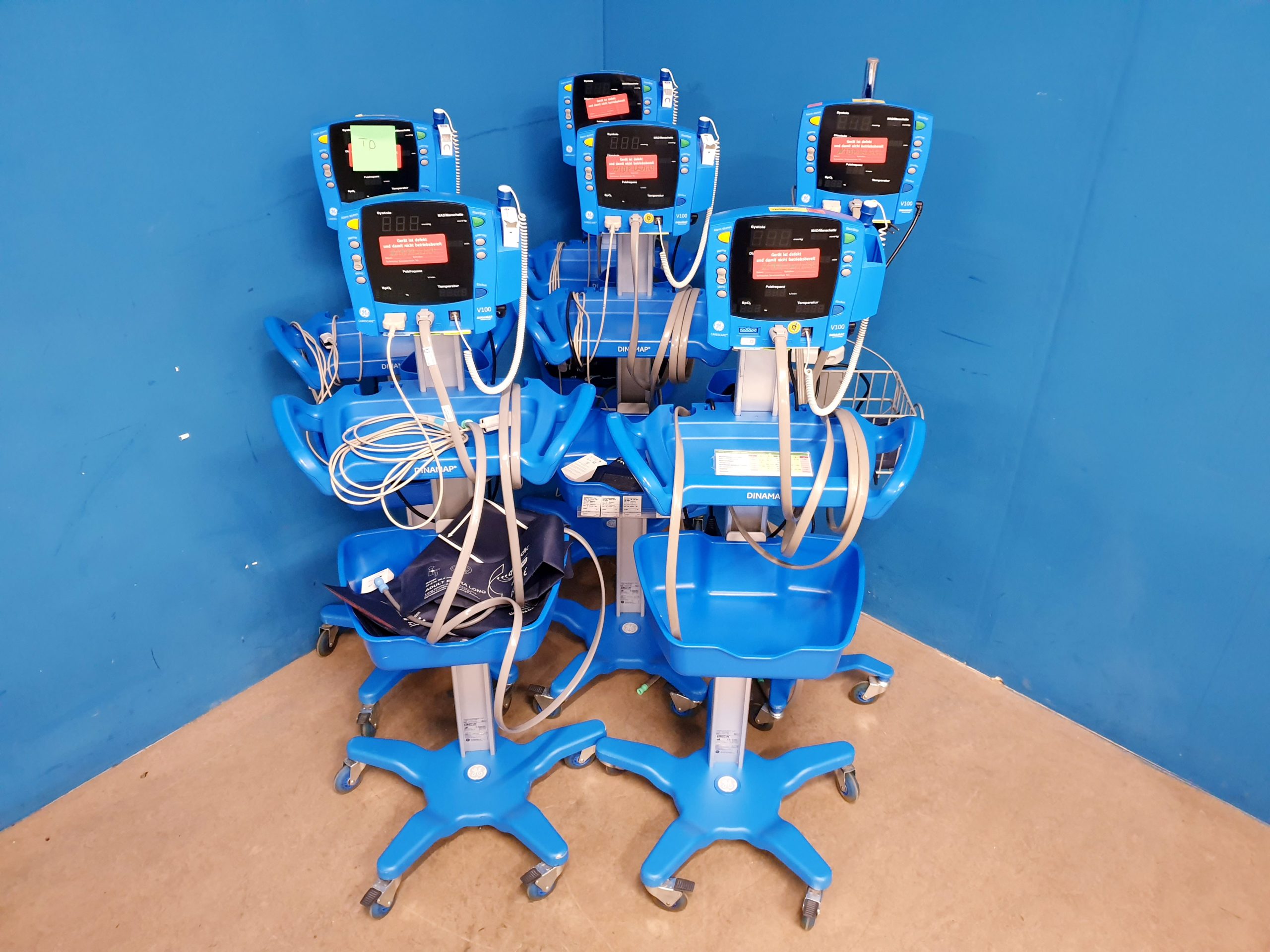 GE Carescape V100 Patientenmonitor – Bild 2