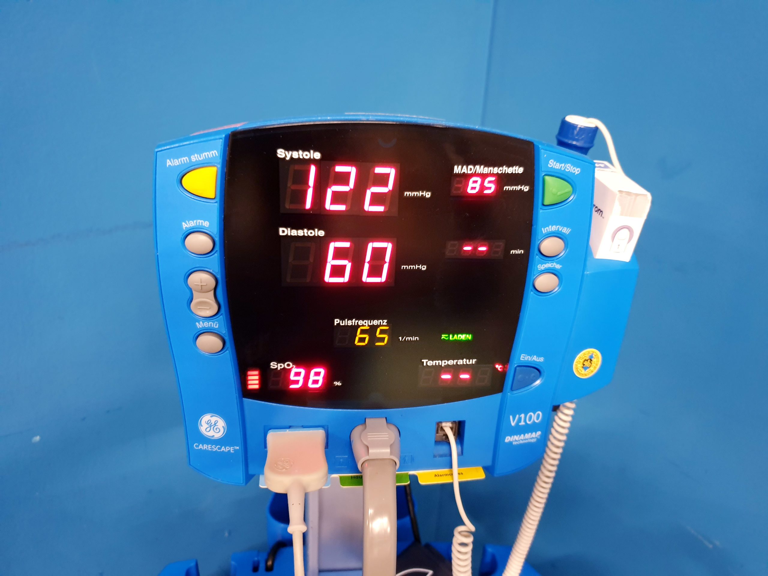 GE Carescape V100 Patientenmonitor – Bild 3