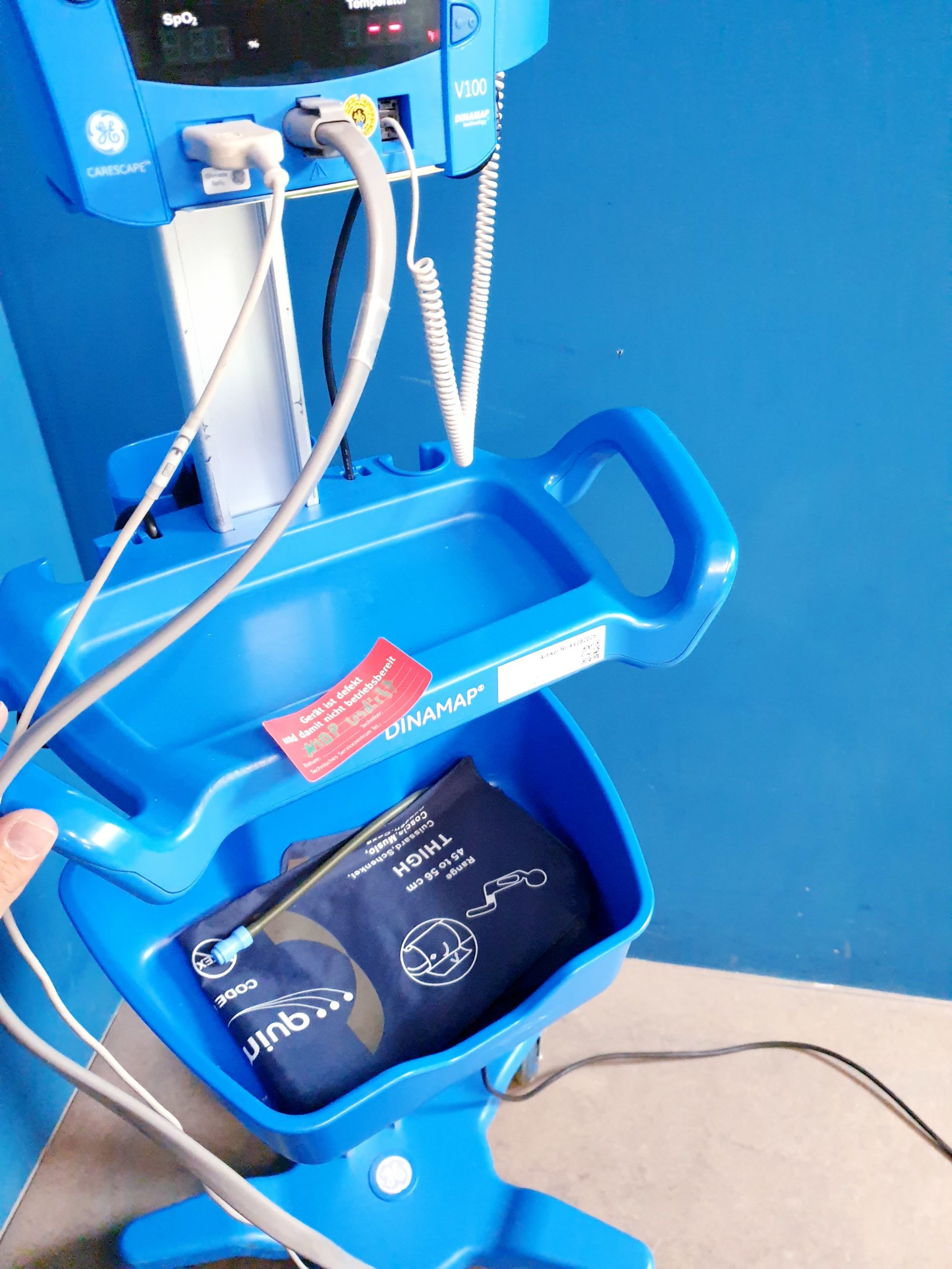 GE Carescape V100 Patientenmonitor Überwachungsmonitor – Bild 3