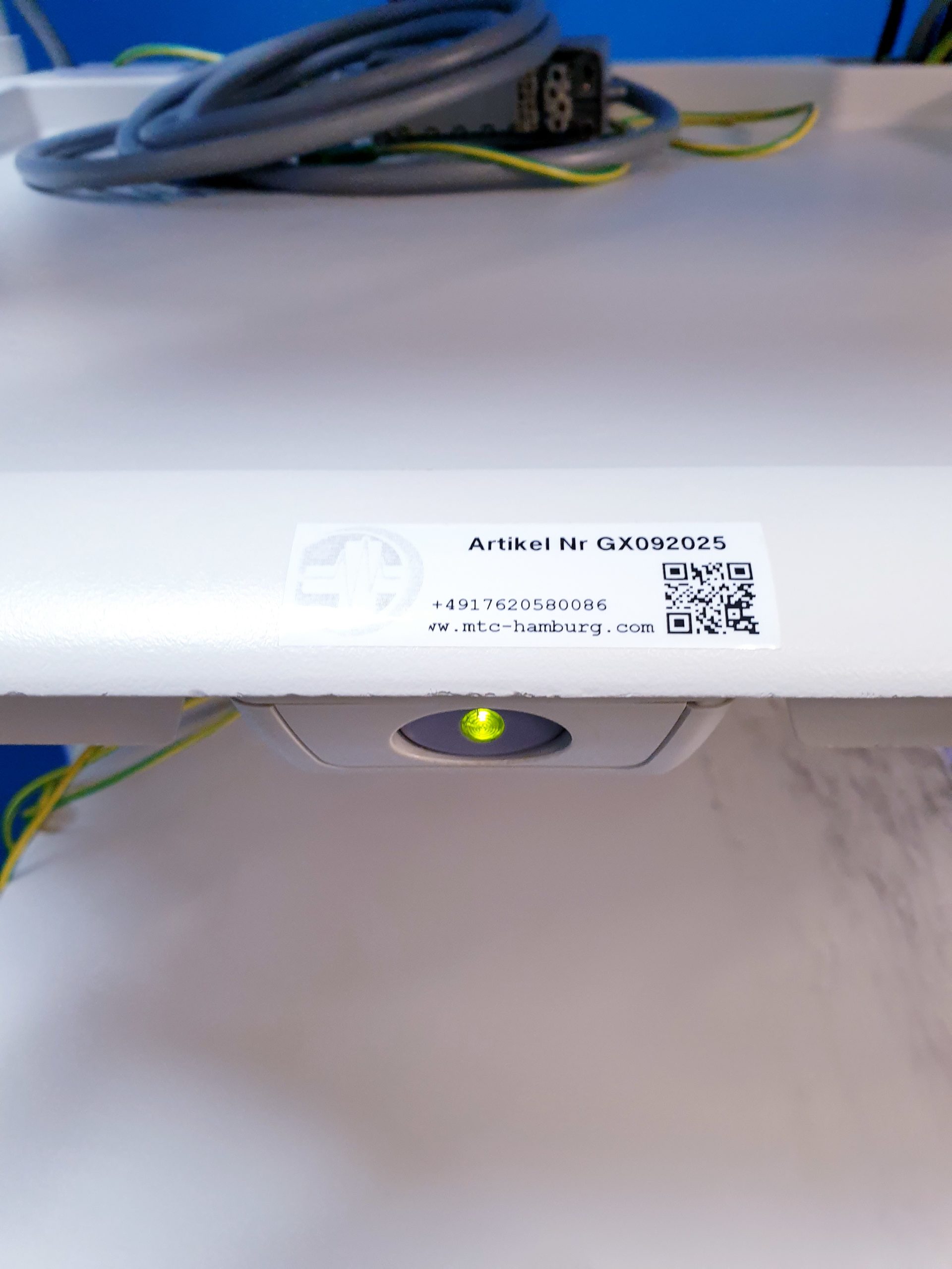 Olympus WM-EP1 Gerätewagen MAJ-175 Netzteil + LMD-1420MD Monitor – Bild 2