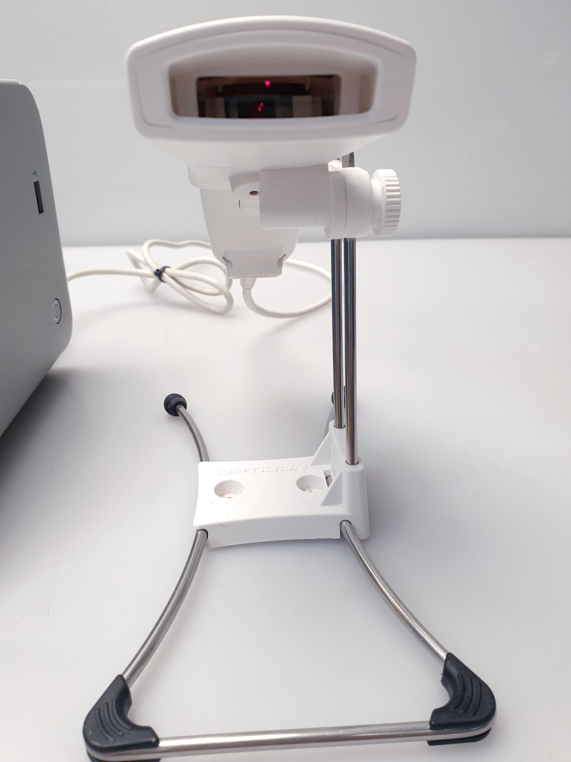 Abbott ID NOW Immuntest-Analysegerät – Bild 4