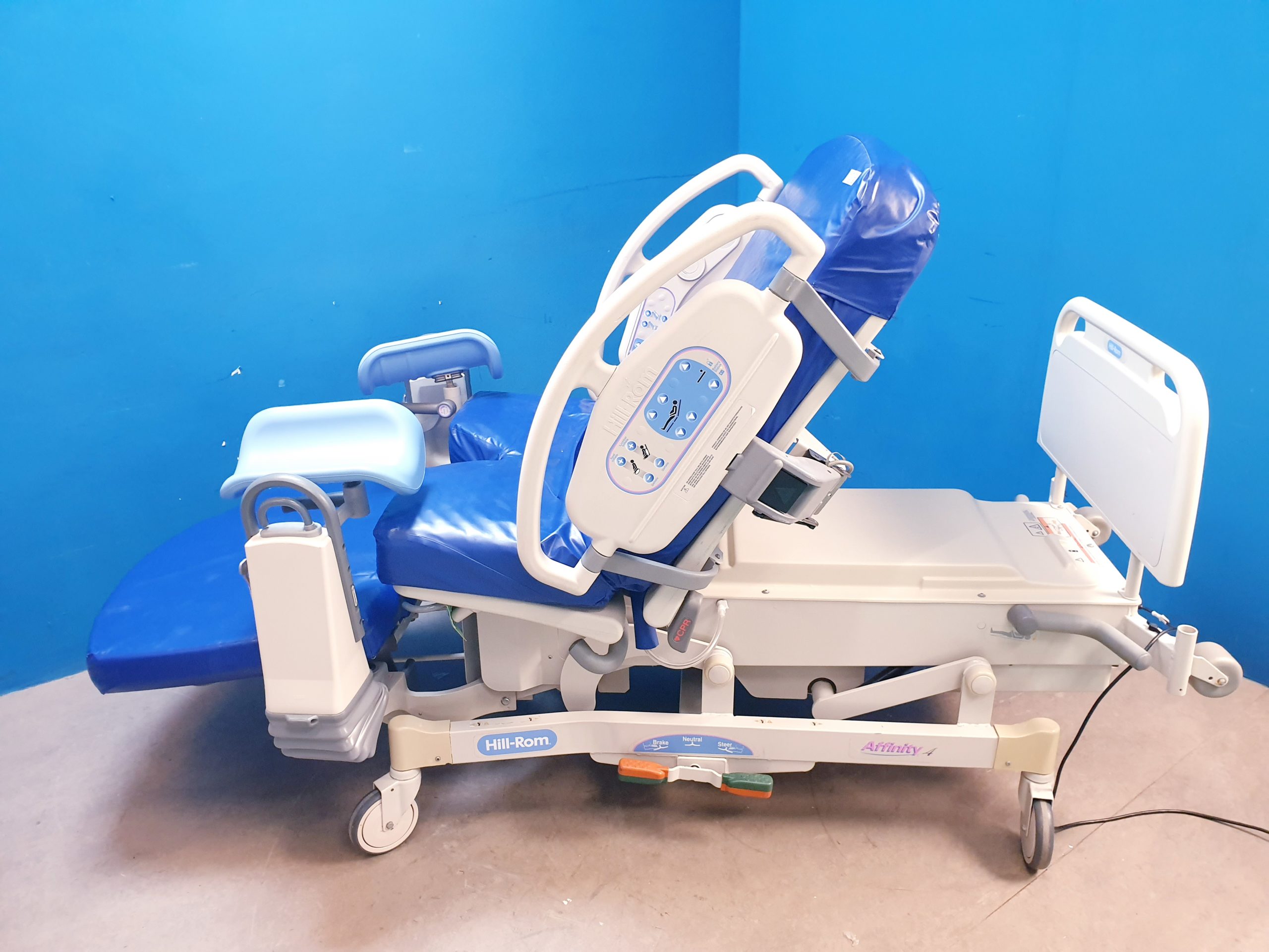 Hill Rom - Affinity Model P3700 - Entbindungsbett – Bild 7