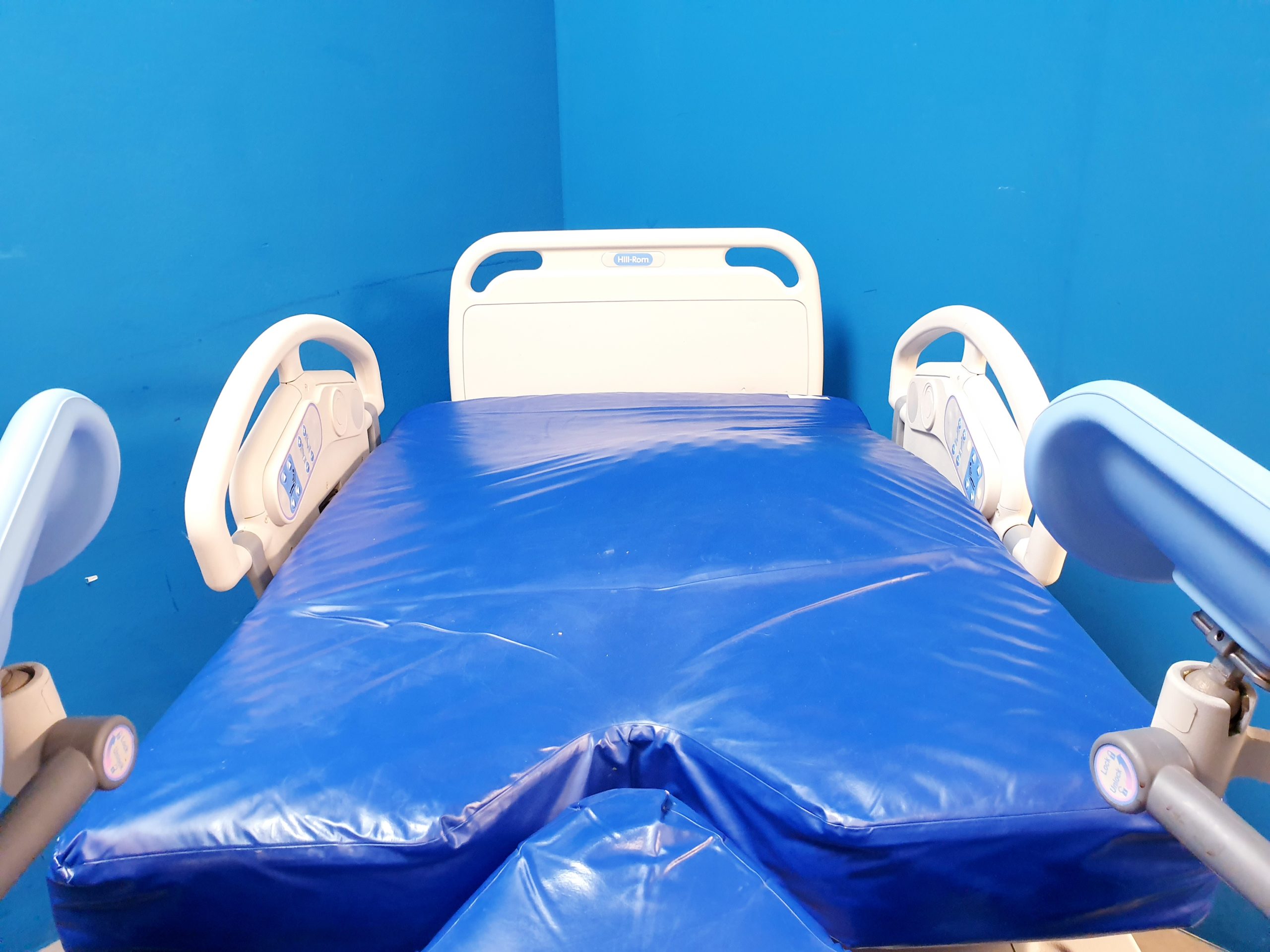 Hill Rom - Affinity Model P3700 - Entbindungsbett – Bild 22
